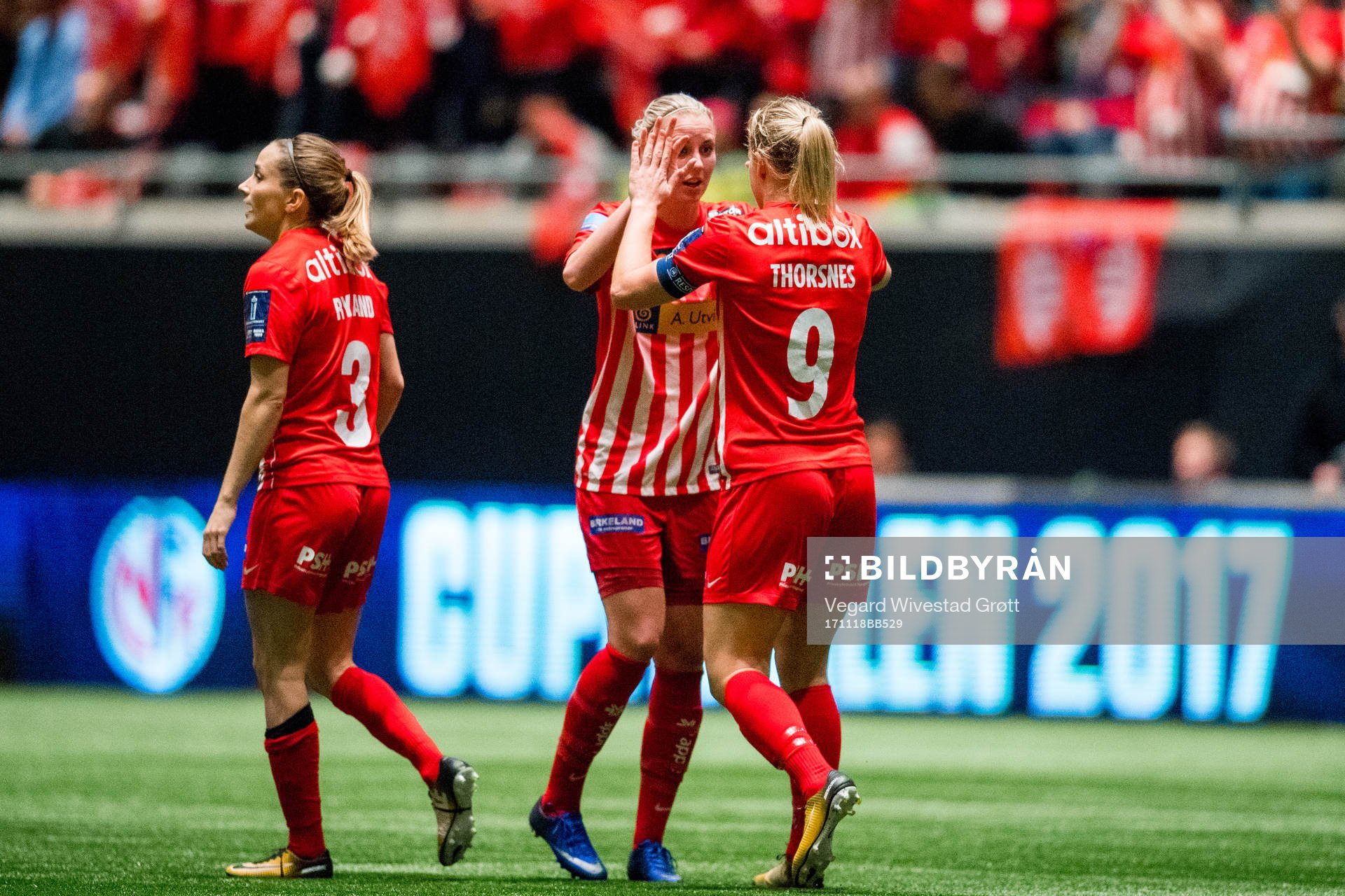 Elise Hove Thorsnes of Avaldsnes celebrates with Cecilie
