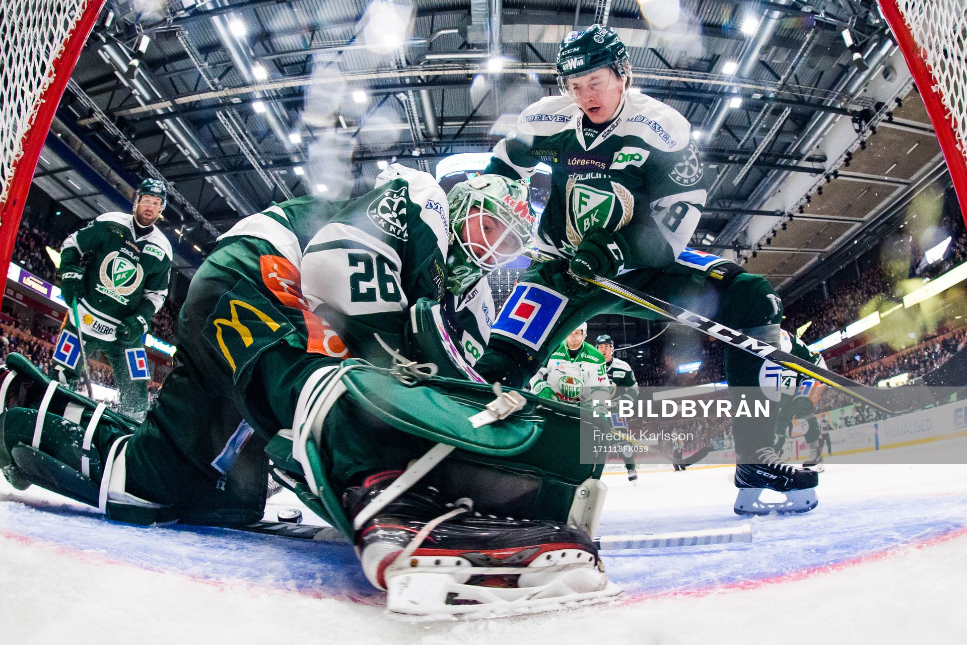Färjestads målvakt Stefan Steen och Lucas Nordsäter