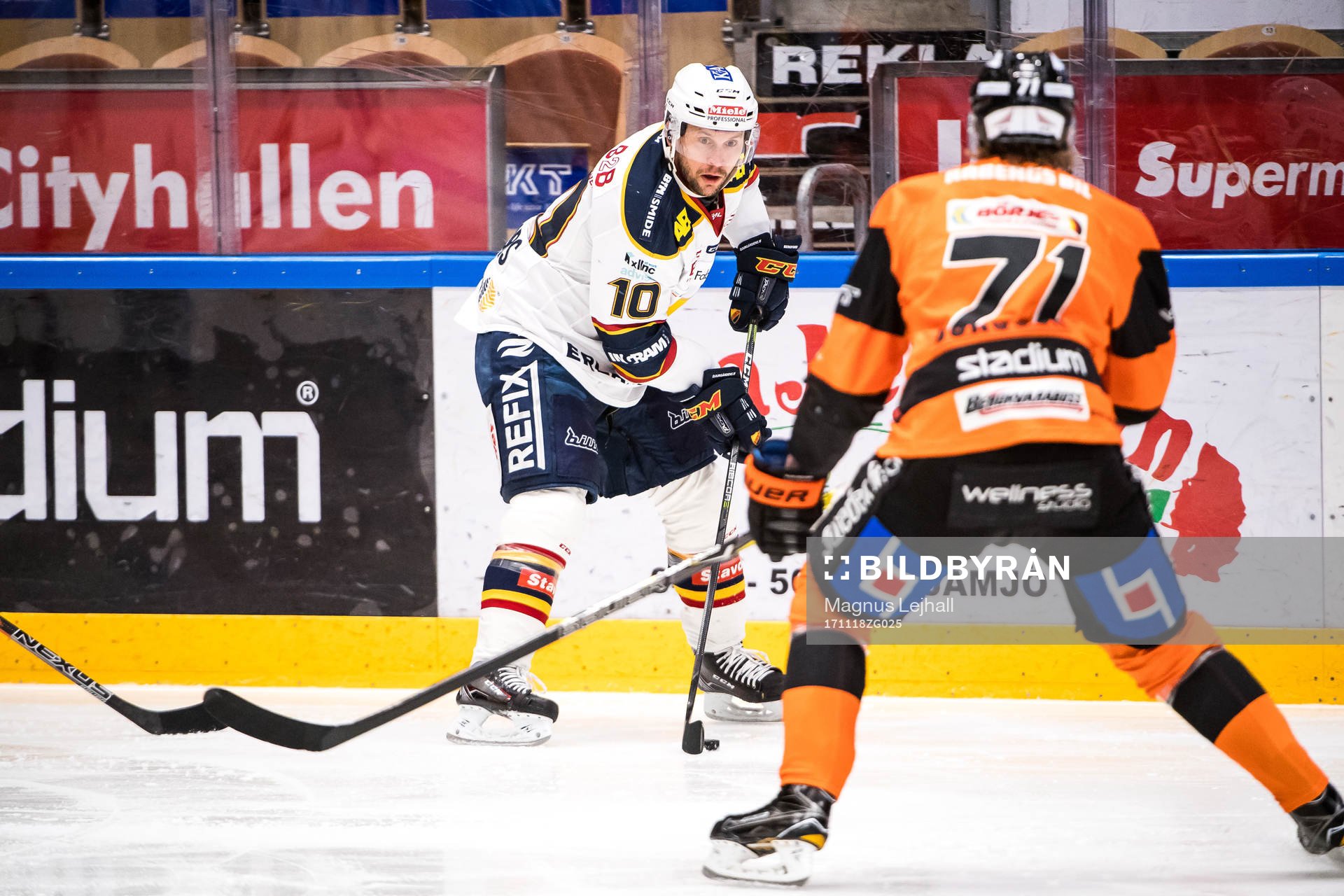 Djurgårdens Niclas Bergfors och Karlskronas Joseph Jonsson