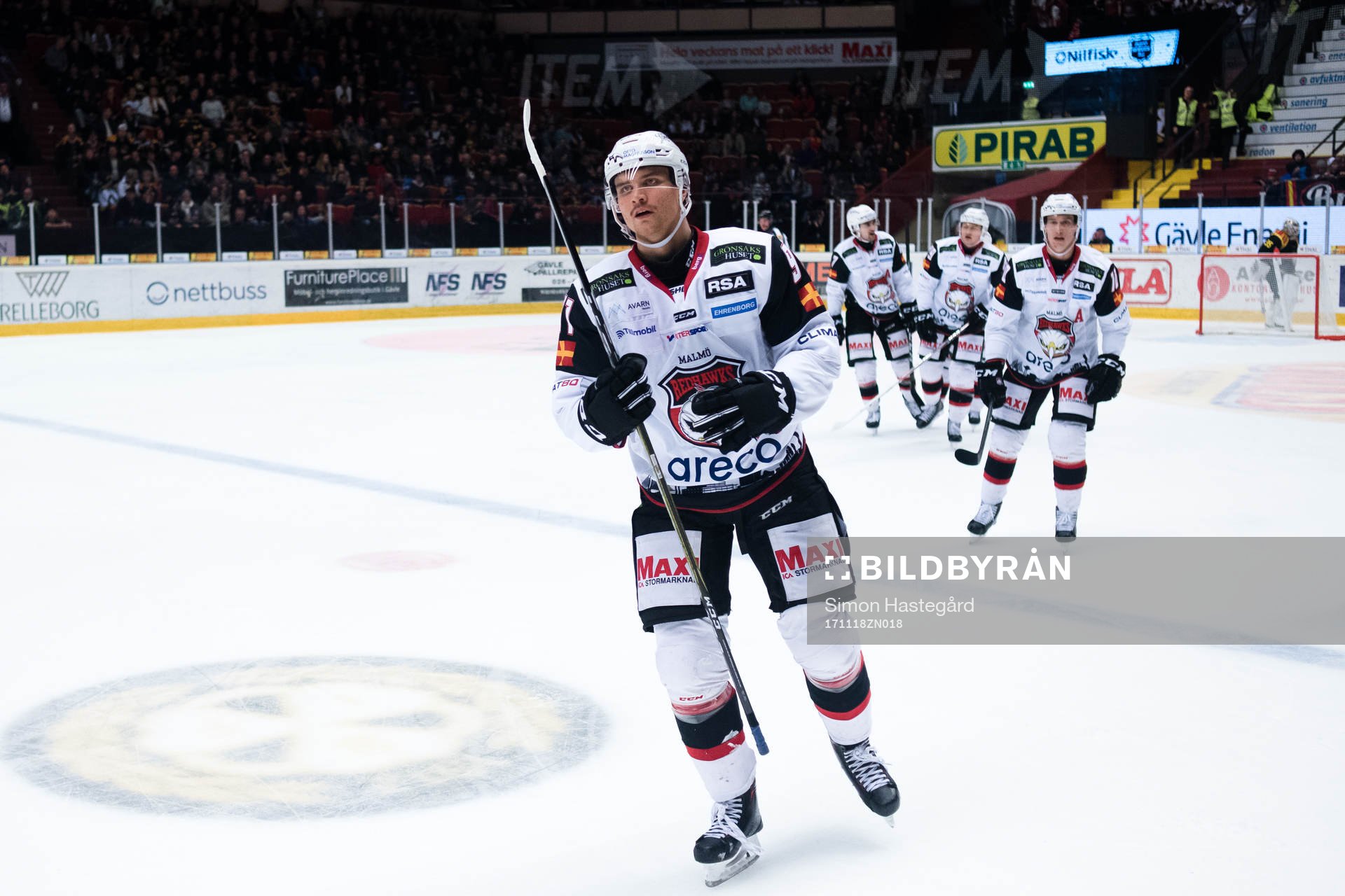 Malmö Redhawks Max Görtz jublar