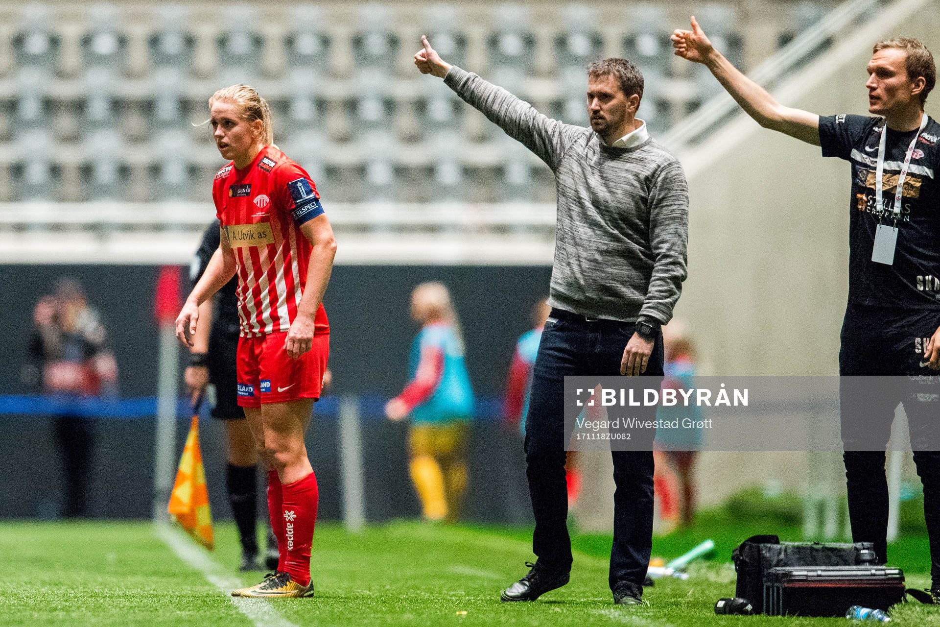 Elise Hove Thorsnes and Per Inge Jacobsen, head coach of