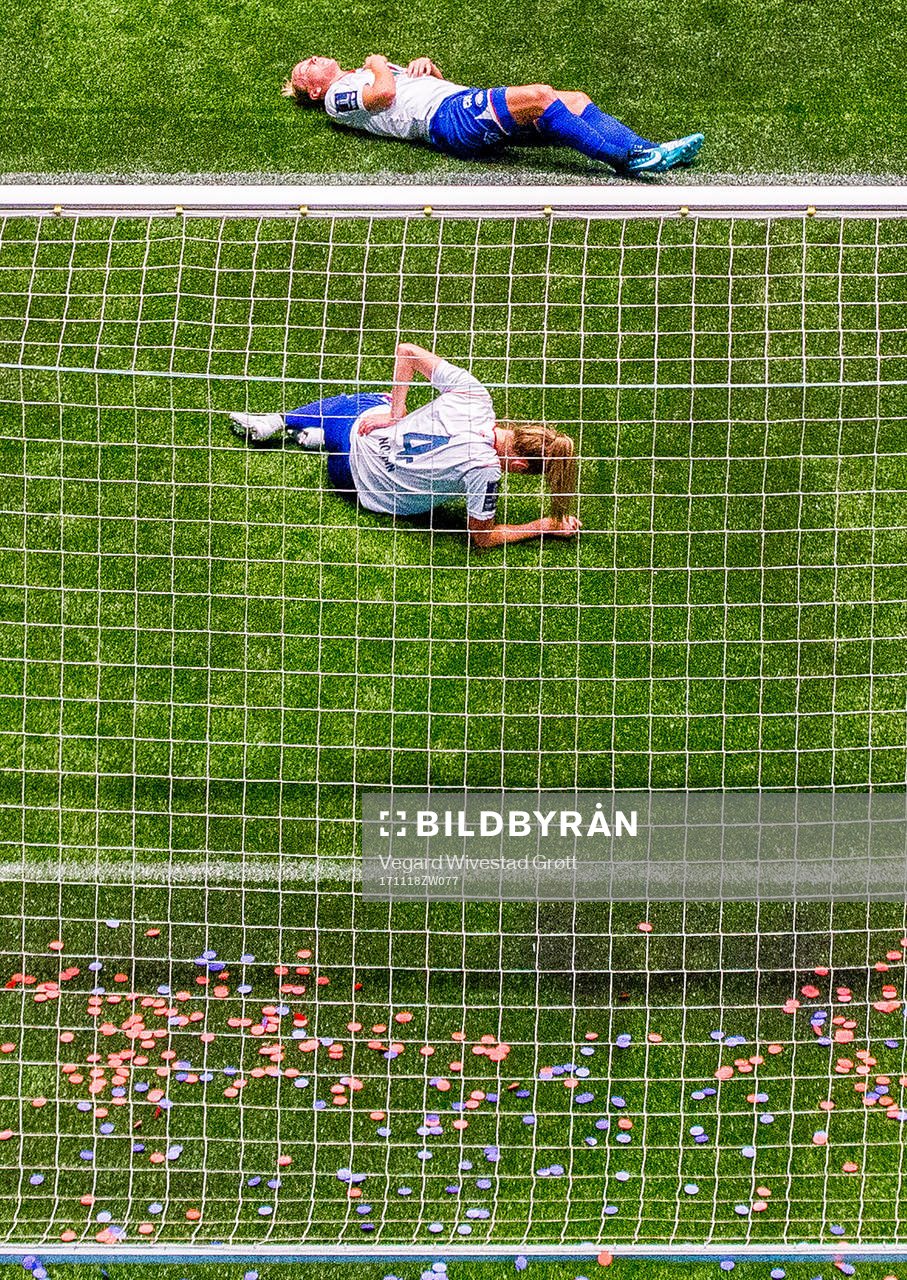 Gunnhildur Jónsdóttir and Jennie Nordin of Vålerenga with injuries during the cup final match between Avaldsnes and Vålerenga on November 18, 2017 in Oslo.