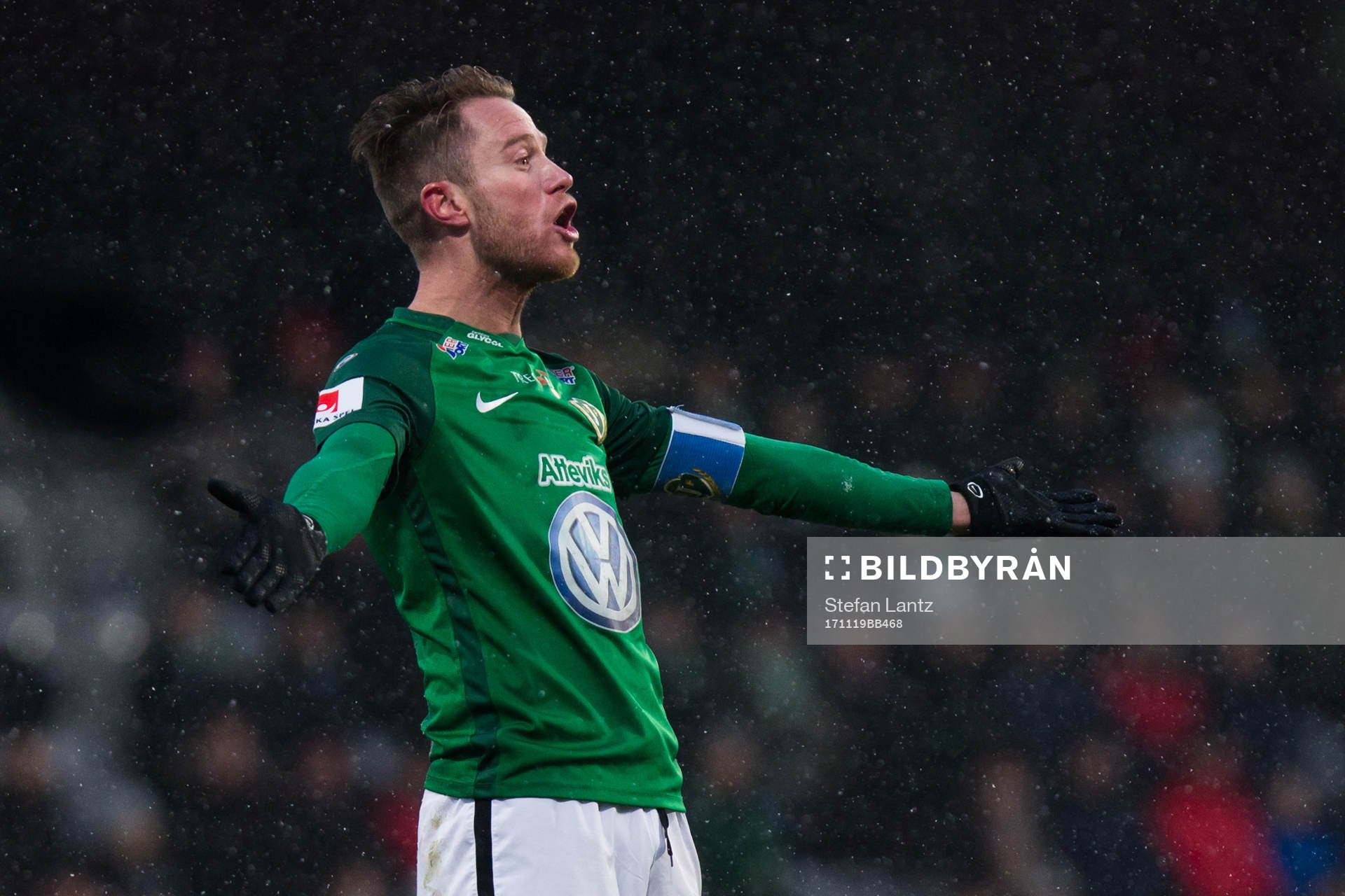 Jönköpings Tommy Thelin missnöjd med ett domslut