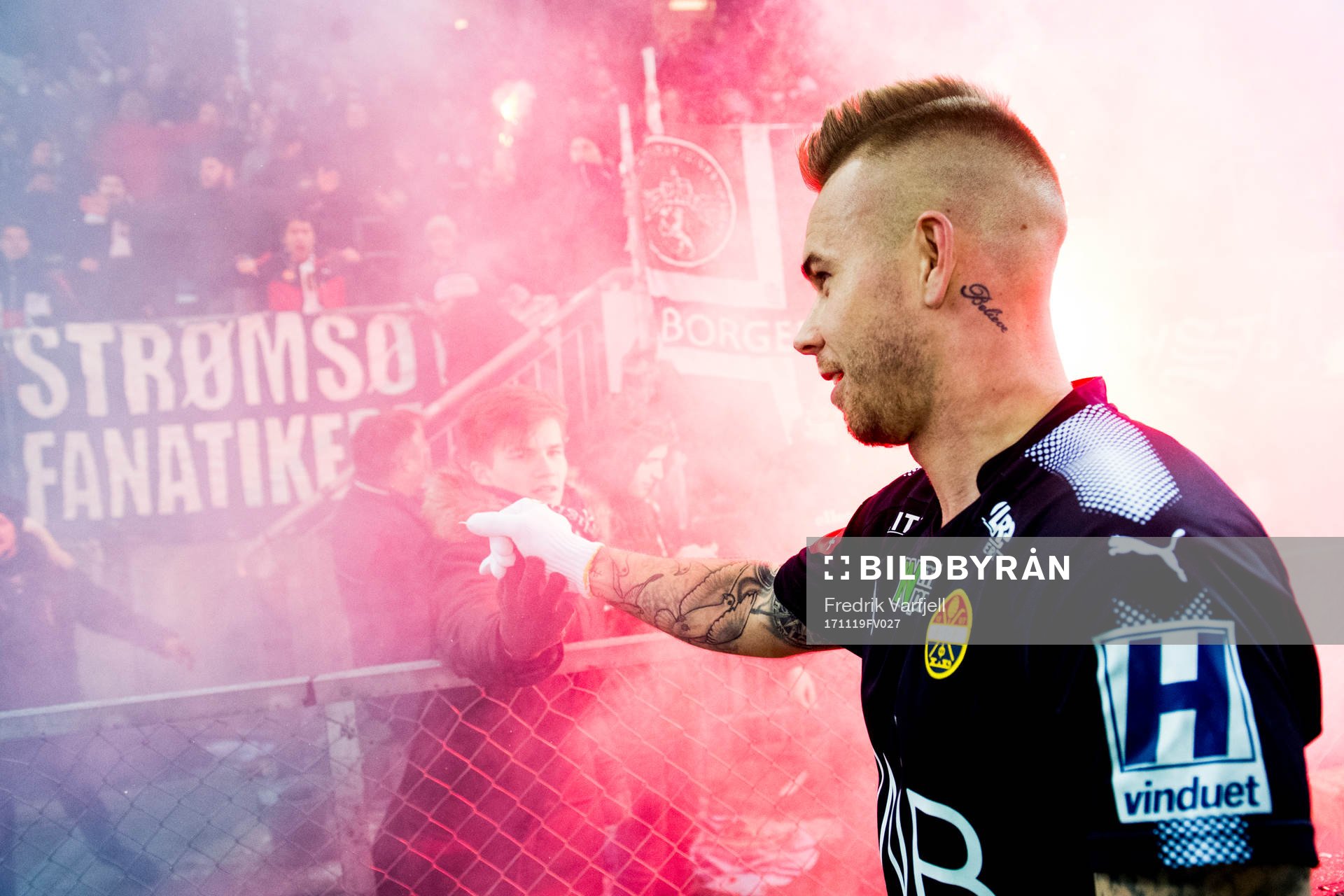 Marcus Pedersen of Strømsgodset celebrates after the Eliteserien match between Strømsgodset and Brann on November 19, 2017 in Drammen.