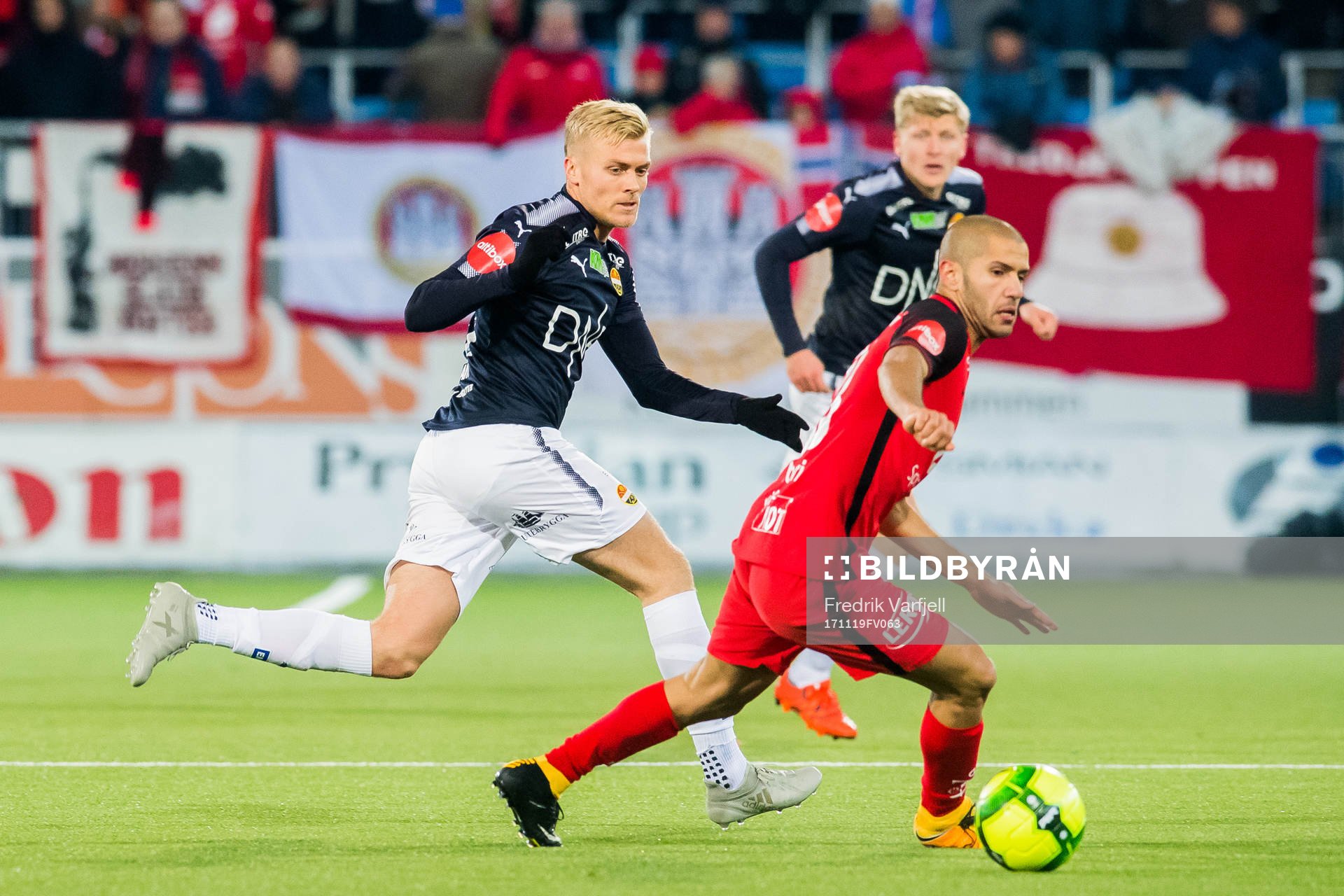 Eirik Ulland Andersen of Strømsgodset and Amin Nouri of