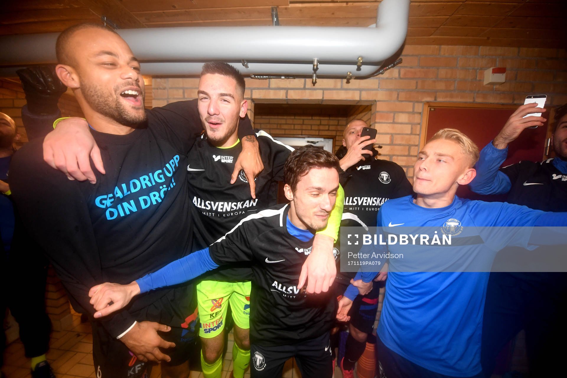 Trelleborgs Salif Camara Jönsson och målvakt Marko