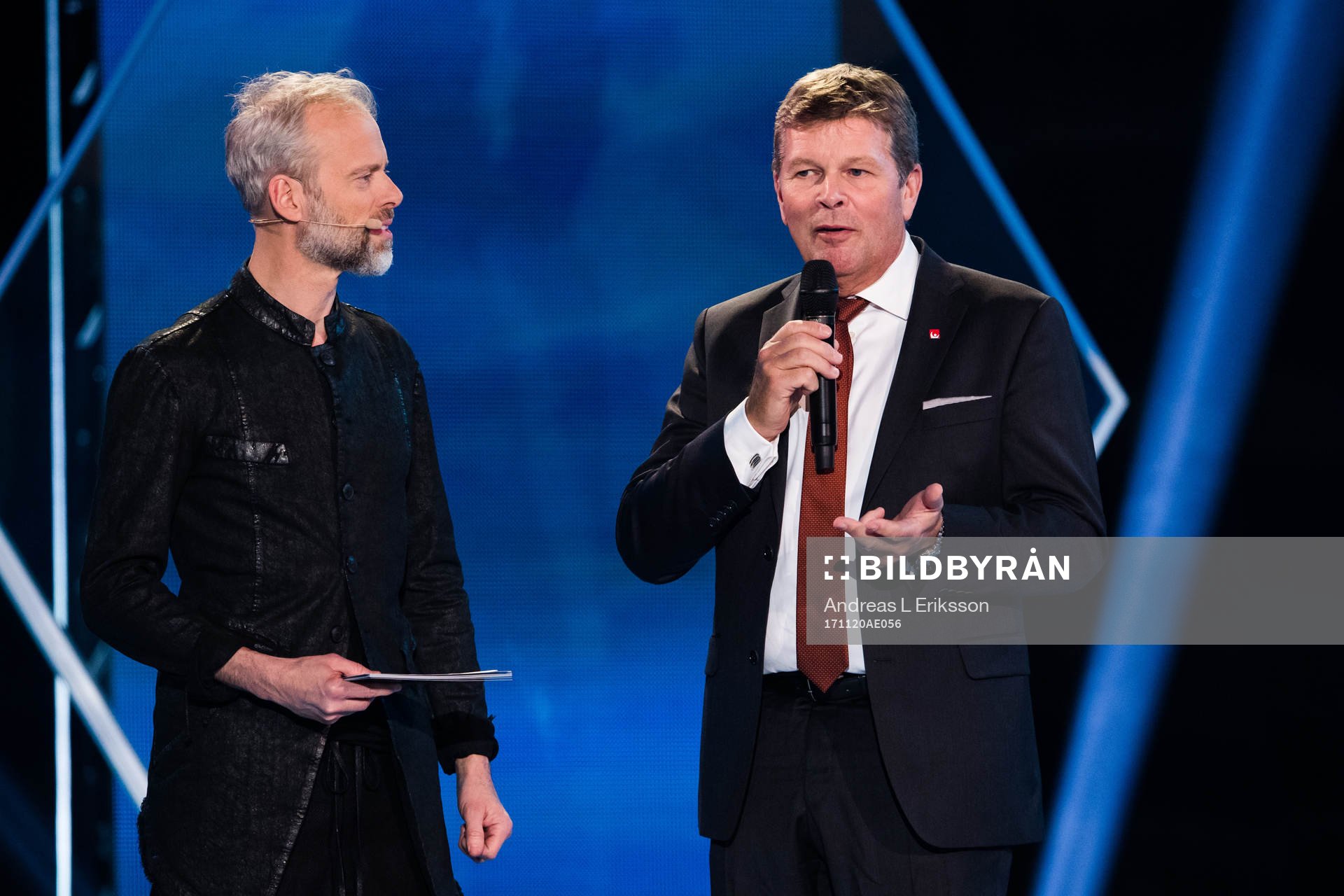 Konferencier Fredrik Berling och Svenska spels VD Lennart