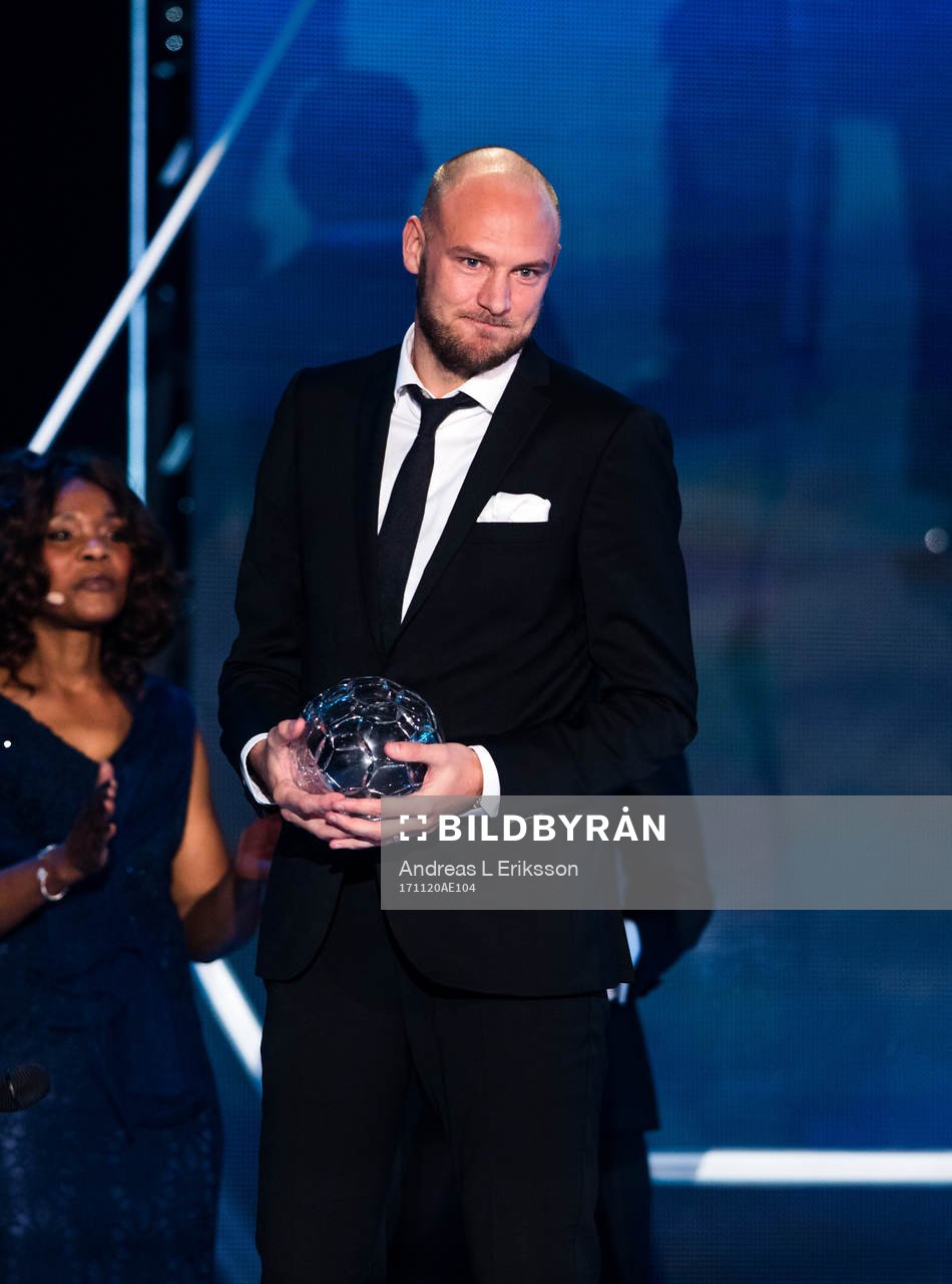 Andreas Granqvist tilldelas priset som Årets Back