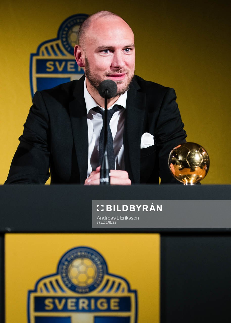Vinnaren av guldbollen Andreas Granqvist på en