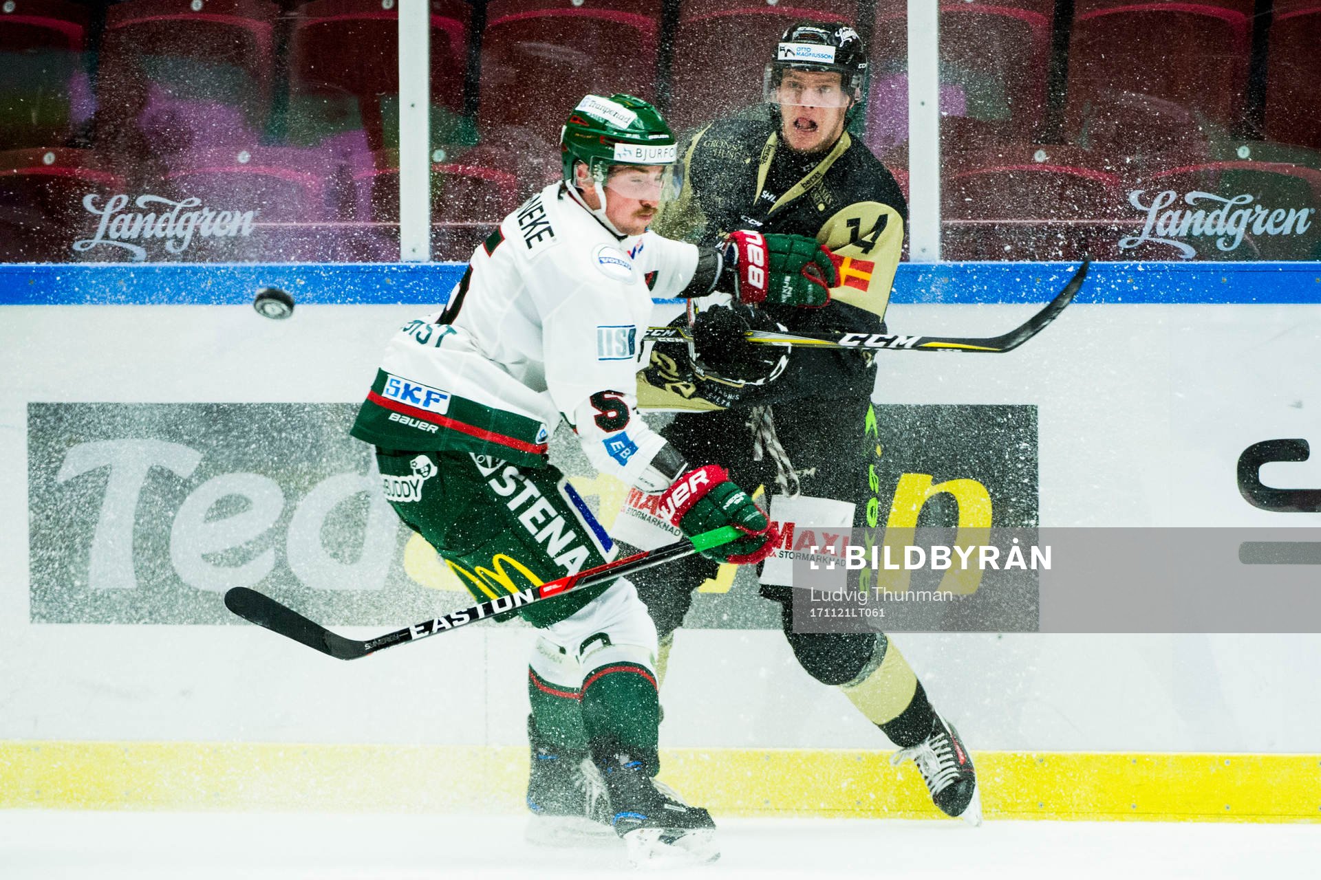Frölundas Adam Almqvist och Malmö Redhawks Carl-Johan