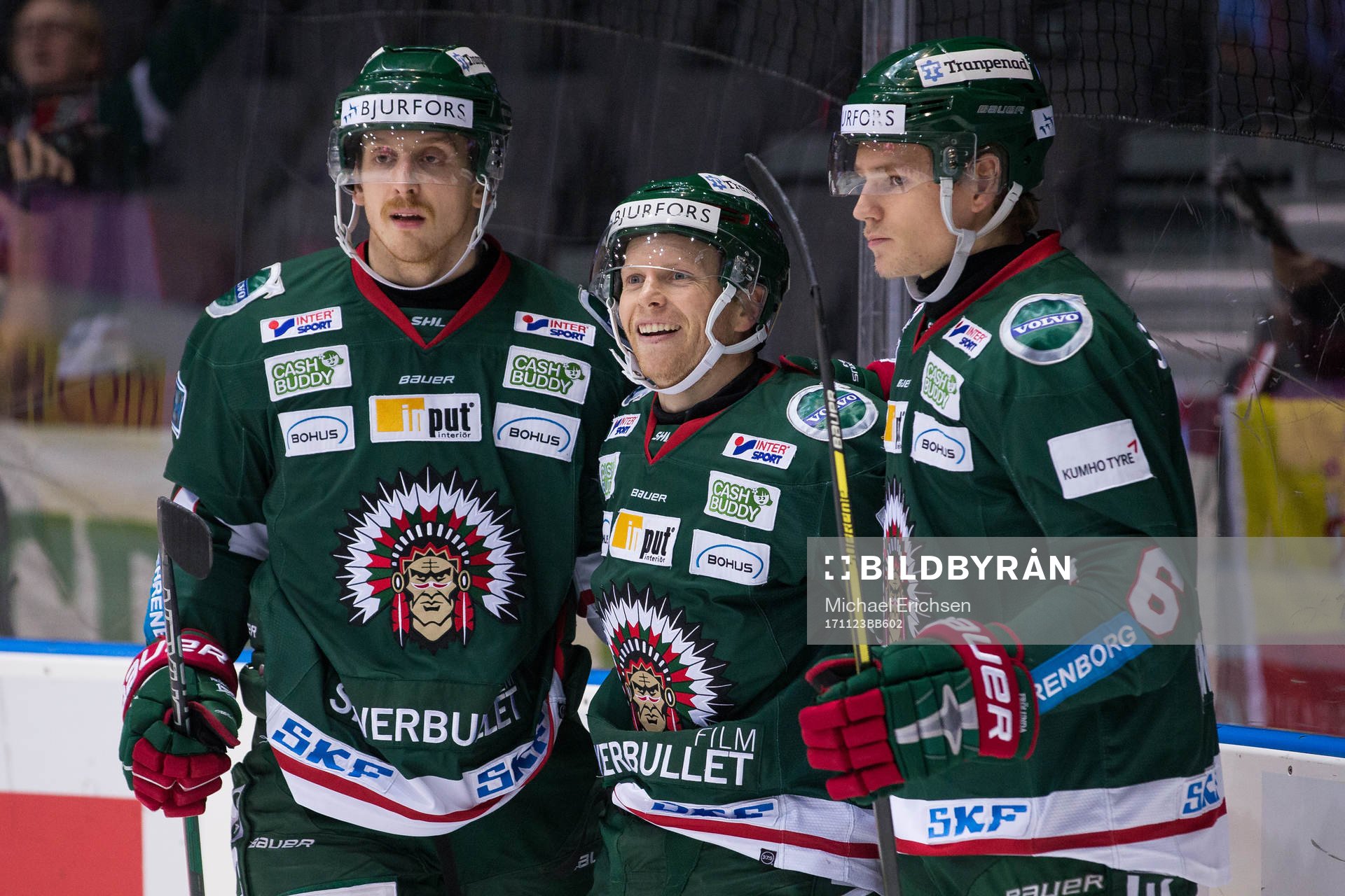 Frölundas Ryan Lasch jublar ihop med Pontus Widerström