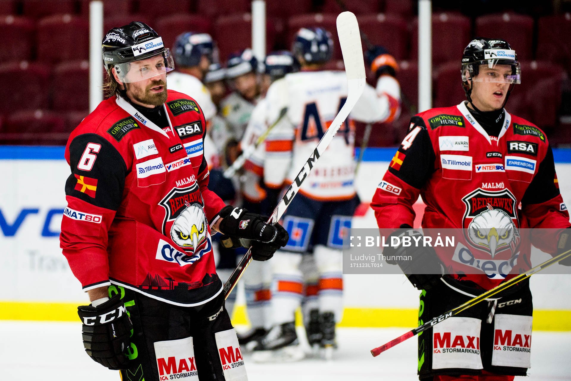 Malmö Redhawks Stefan Warg och Carl-Johan Lerby deppar