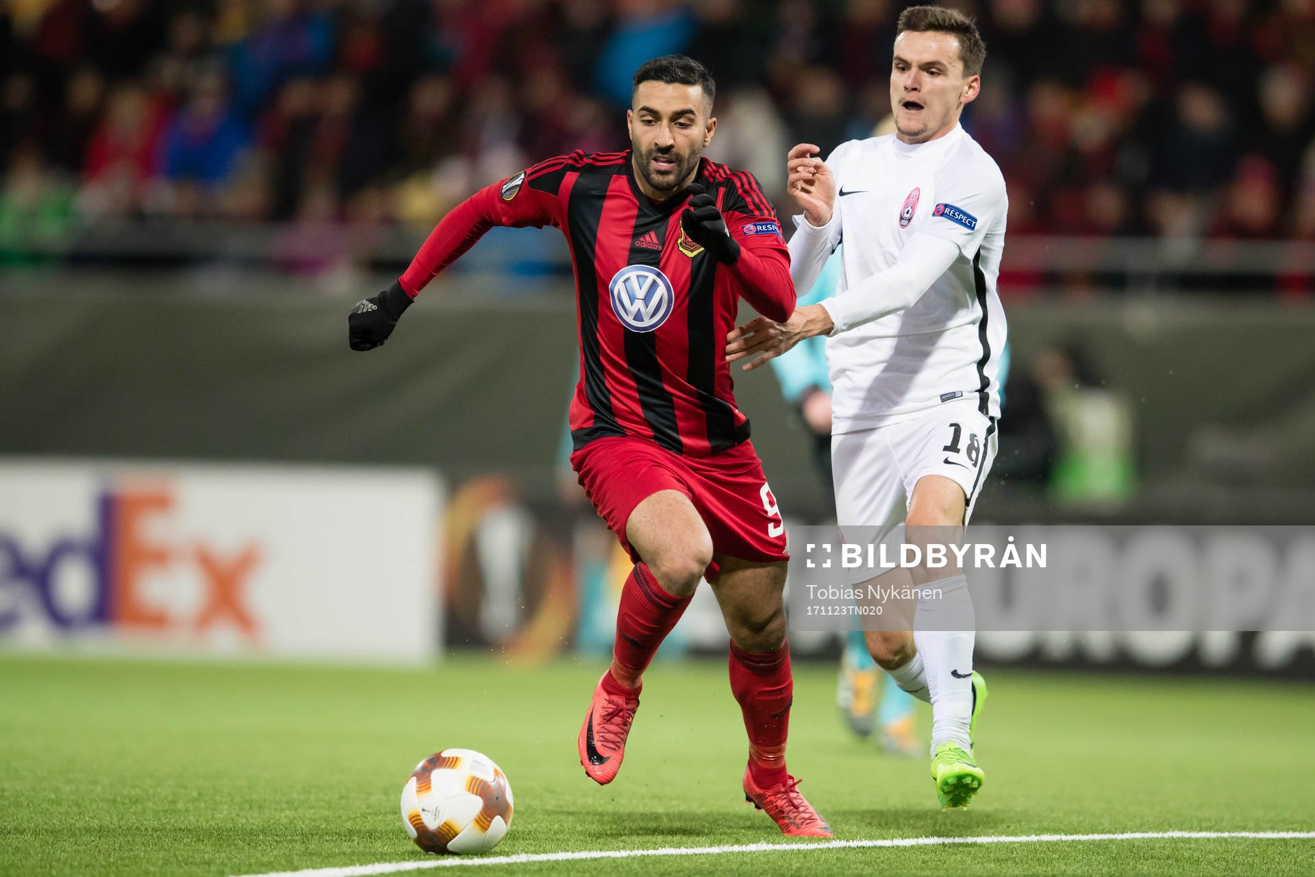 Östersunds Saman Ghoddos mot Zorja Luhansks Oleksandr