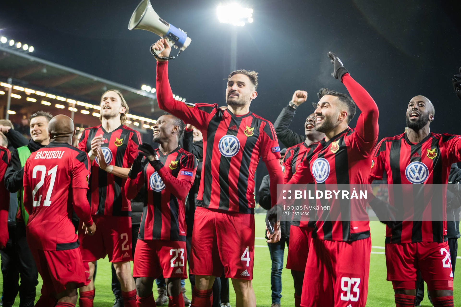 Östersunds spelare jublar