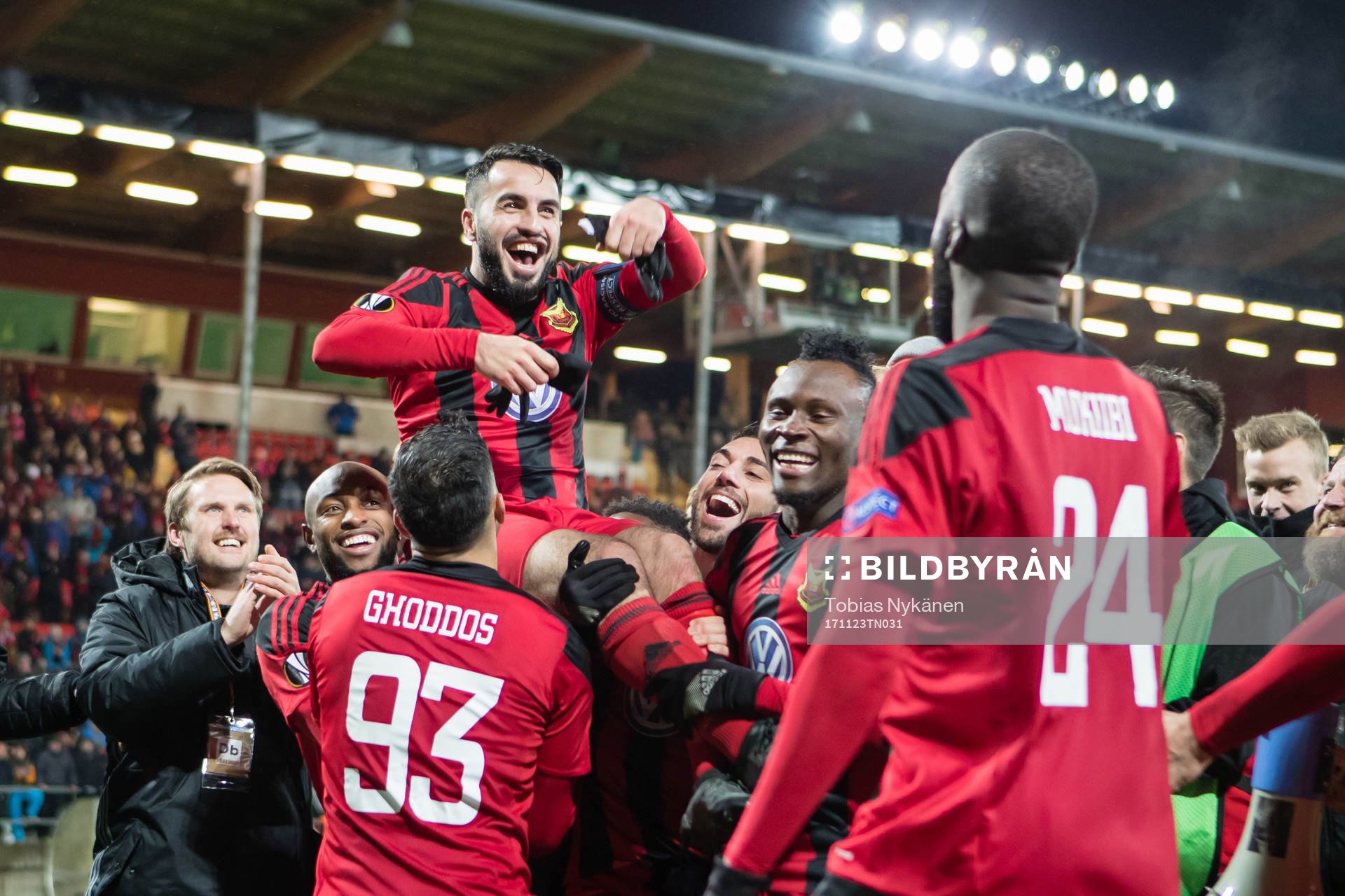 Östersunds spelare jublar