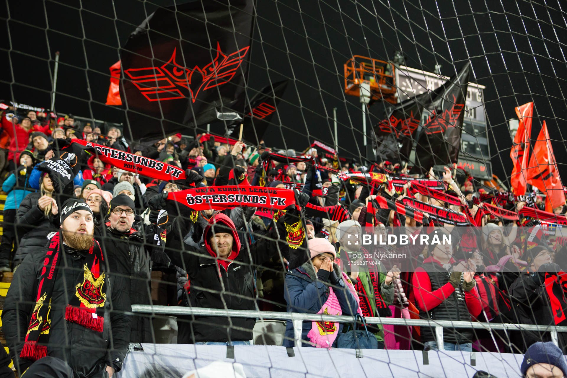 Östersunds supportrar jublar