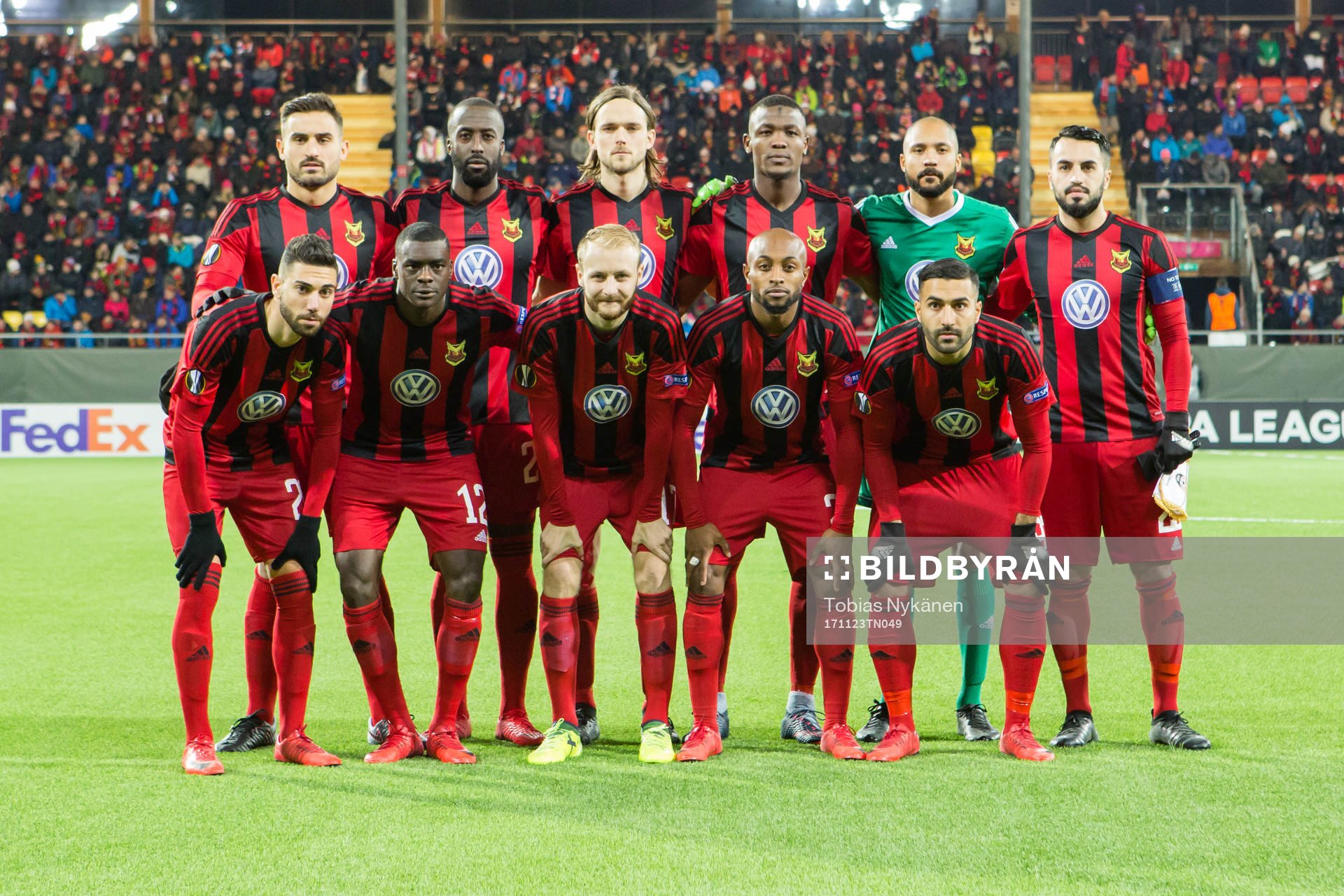 Östersunds laguppställning övre raden från vänster