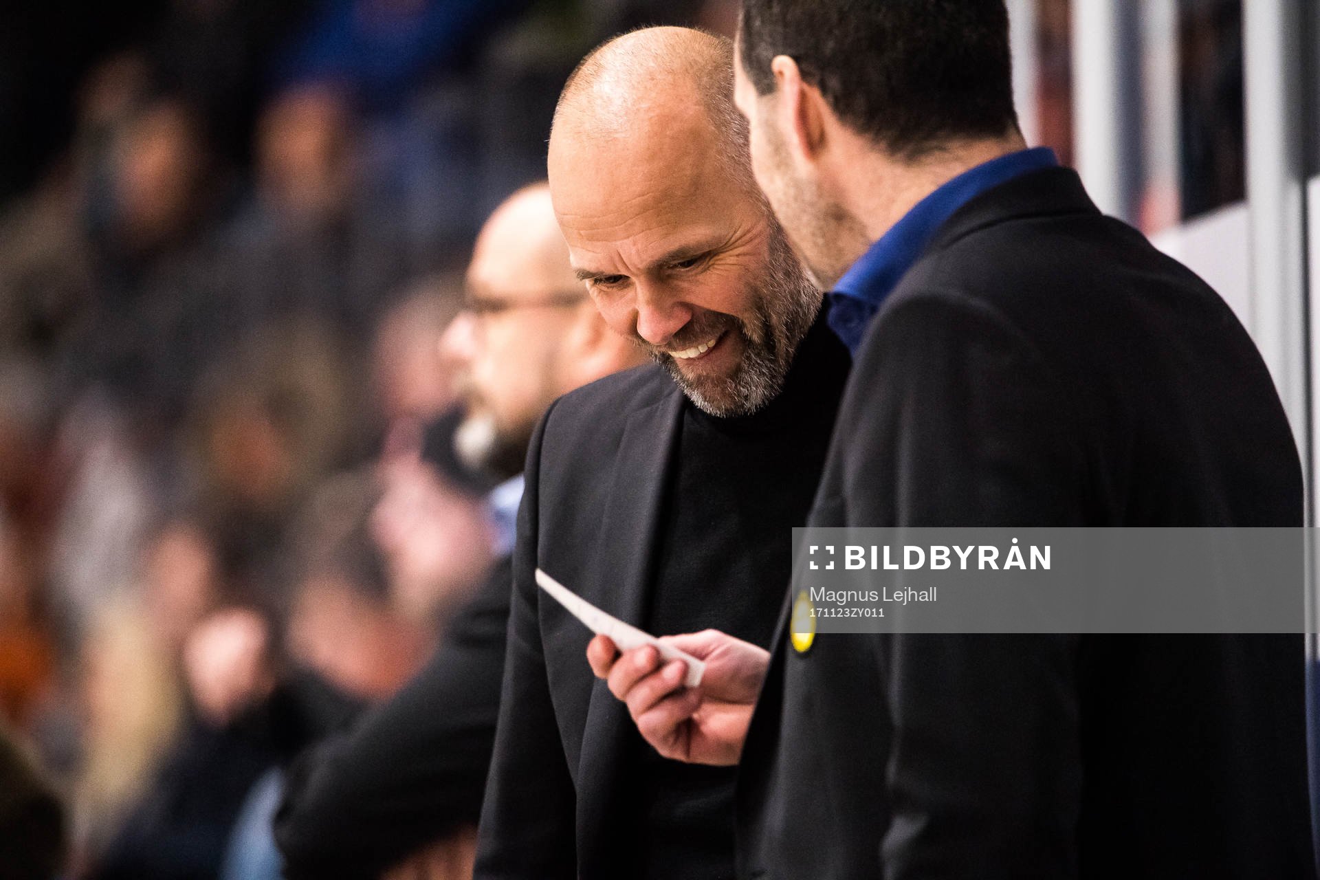 Brynäs tränare Tommy Sjödin jublar