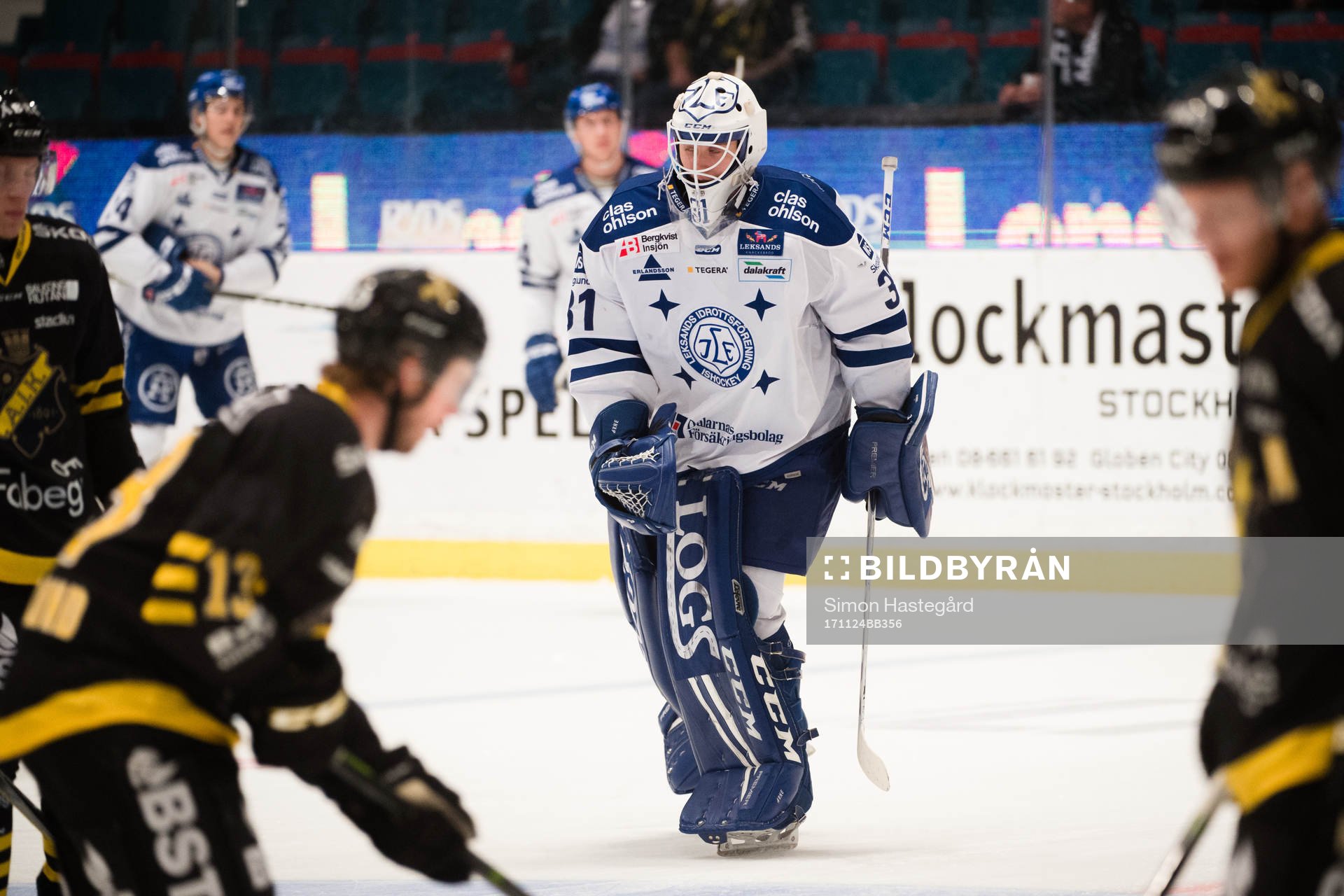 Leksands målvakt Jonas Arntzen före ishockeymatchen i
