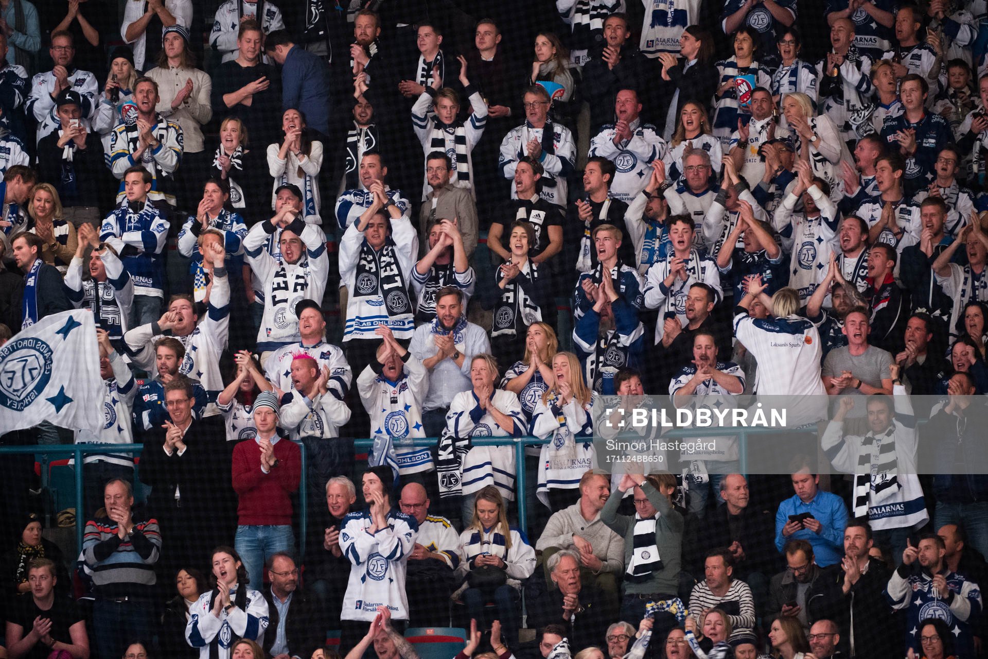Leksands supportrar jublar
