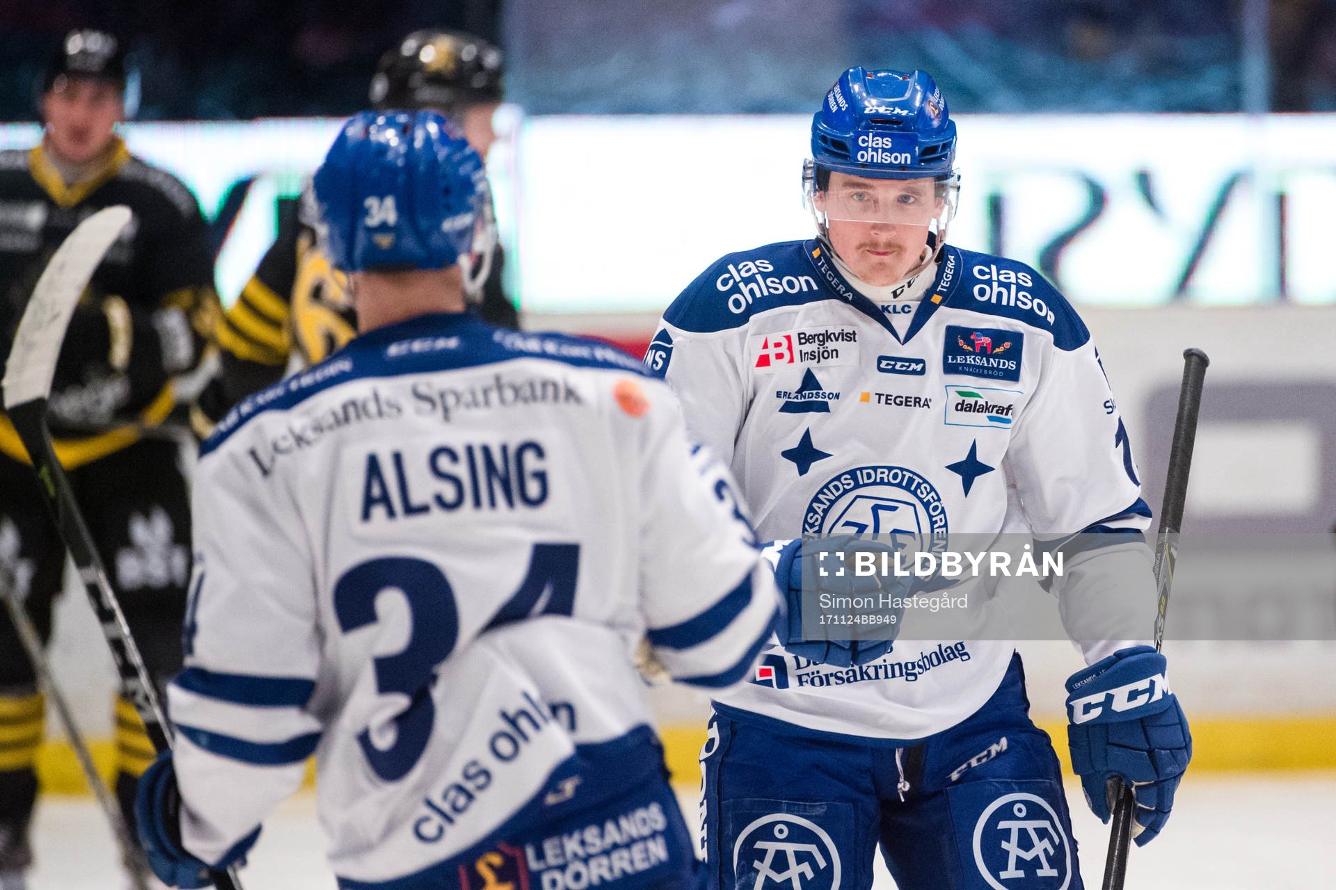 Leksands Olle Alsing och Johan Porsberger jublar