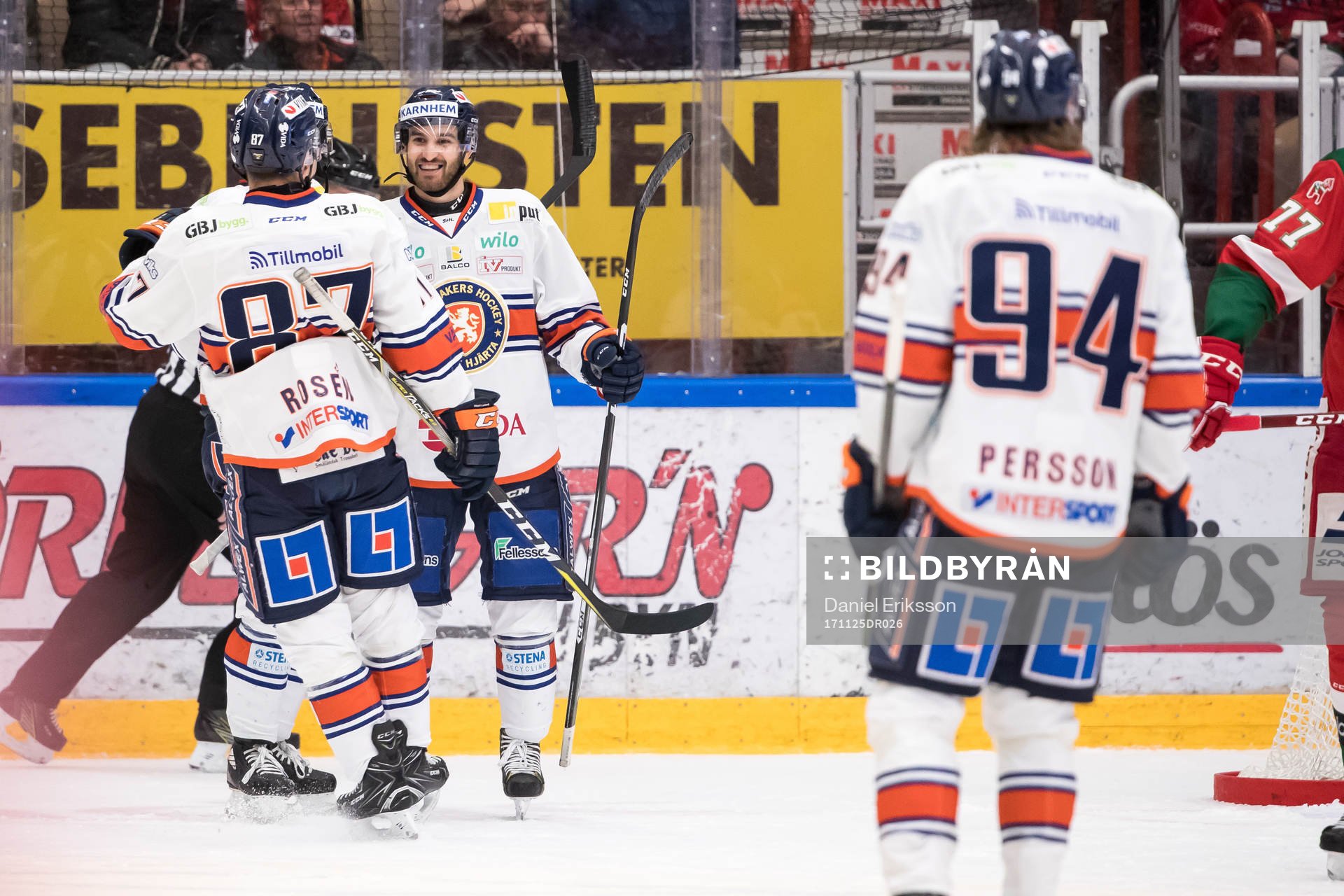 Växjös Andrew Calof jublar