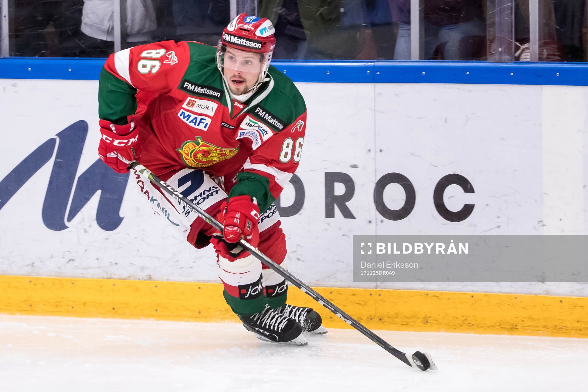 Moras Mathias Bromé  i ishockeymatchen i SHL mellan Mora