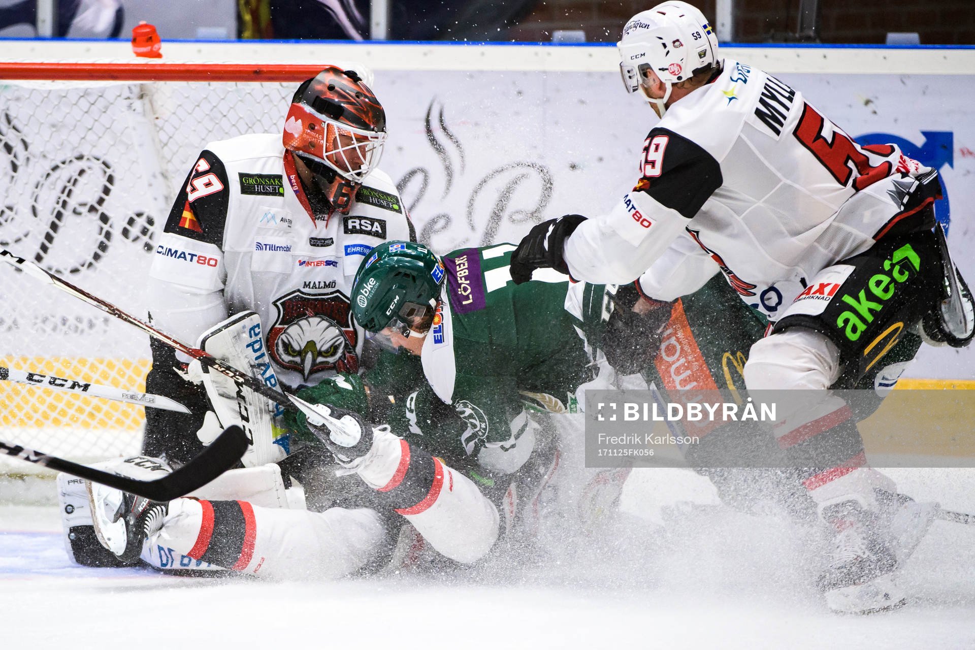 Rörigt framför Malmö Redhawks målvakt Oscar Alsenfelt