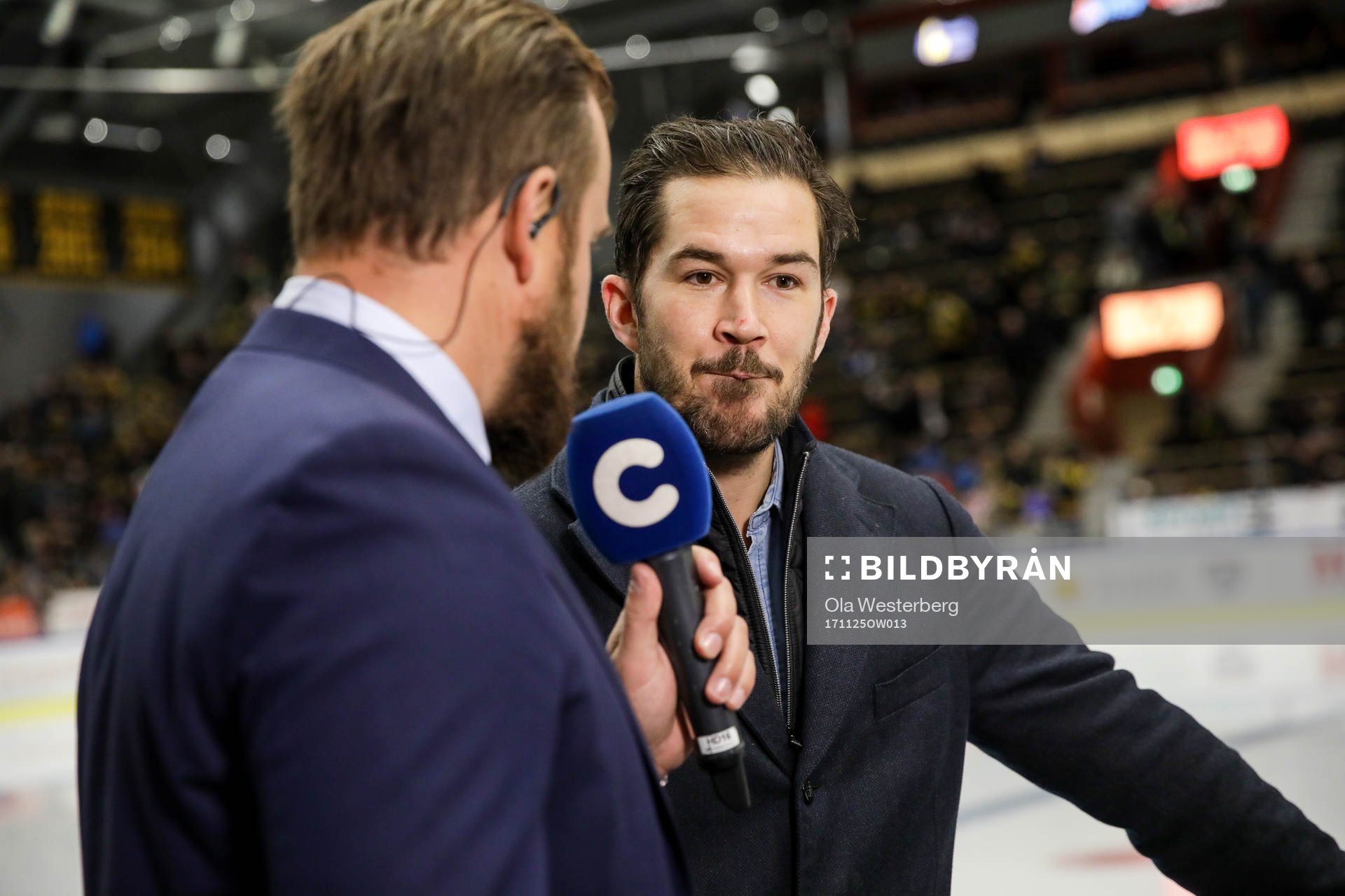 Cmores expert Sanny Lindström intervjuar Skellefteås