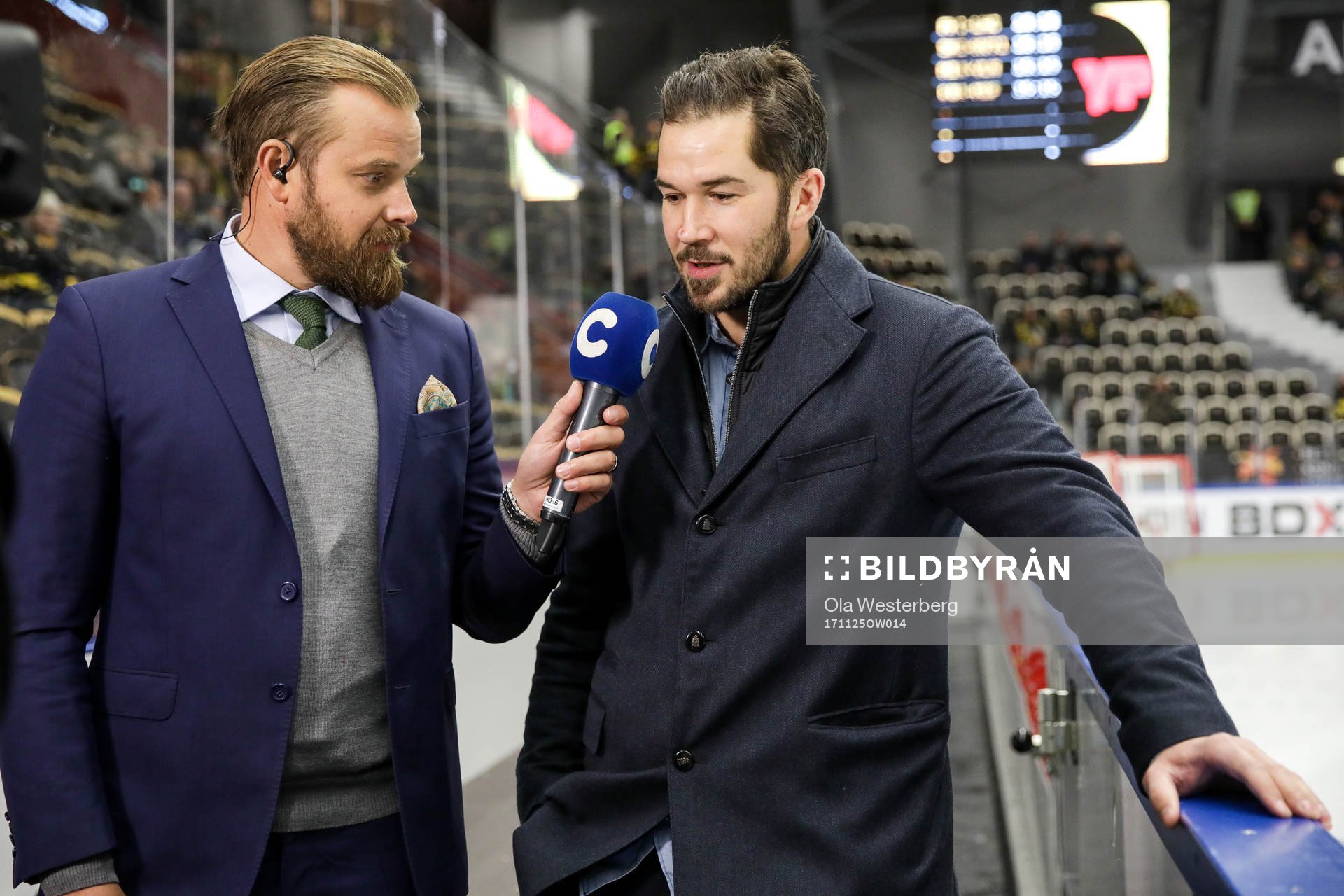 Cmores expert Sanny Lindström intervjuar Skellefteås