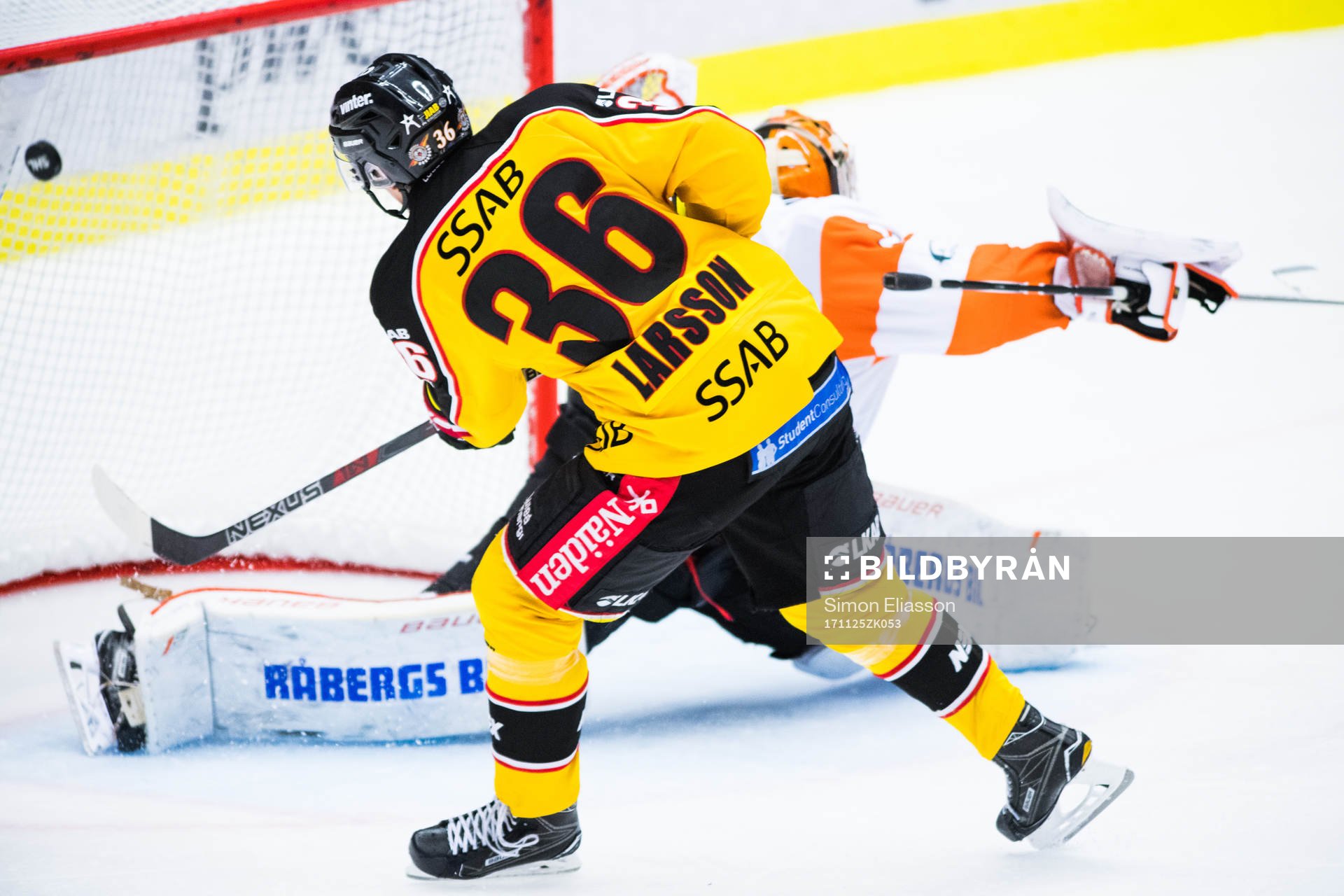 Luleås Emil Larsson gör 5-0
