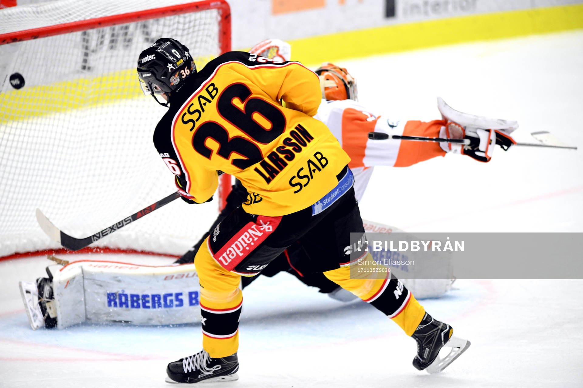 Luleås Emil Larsson gör 5-0