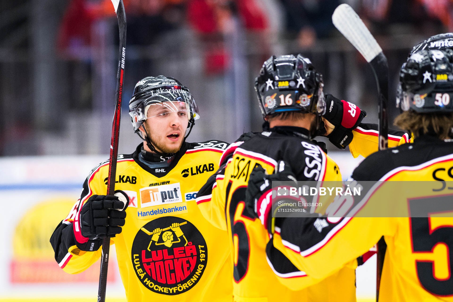 Luleås Robin Kovacs jublar