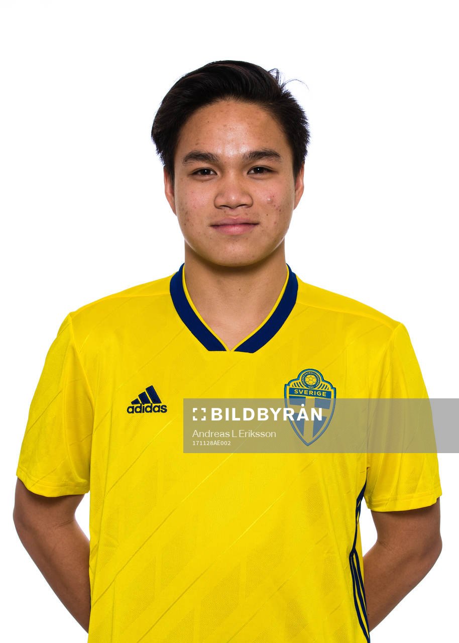 Fio Karlsson i P15/02-landslaget