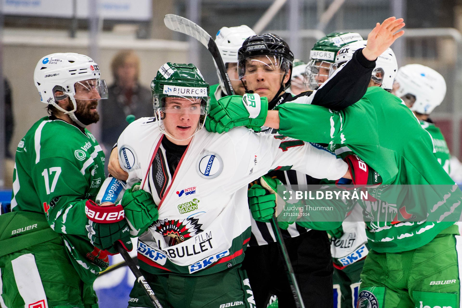Bråkigt framför Rögles mål med Frölundas Victor