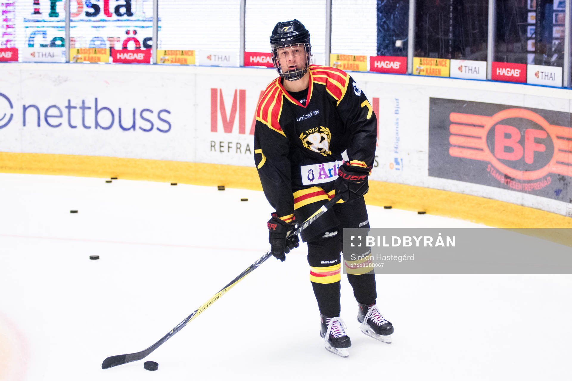 Brynäs Adam Boqvist före ishockeymatchen i SHL mellan