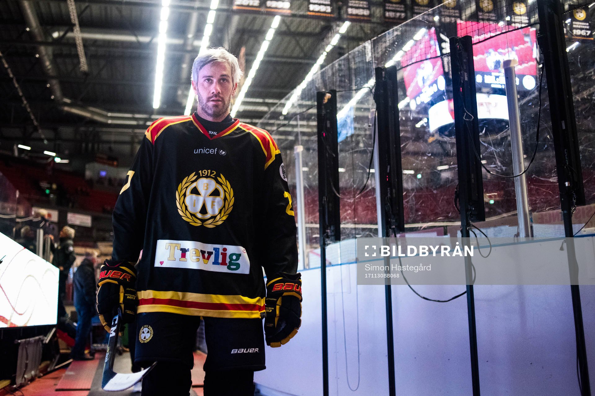 Brynäs Drew Miller före ishockeymatchen i SHL mellan