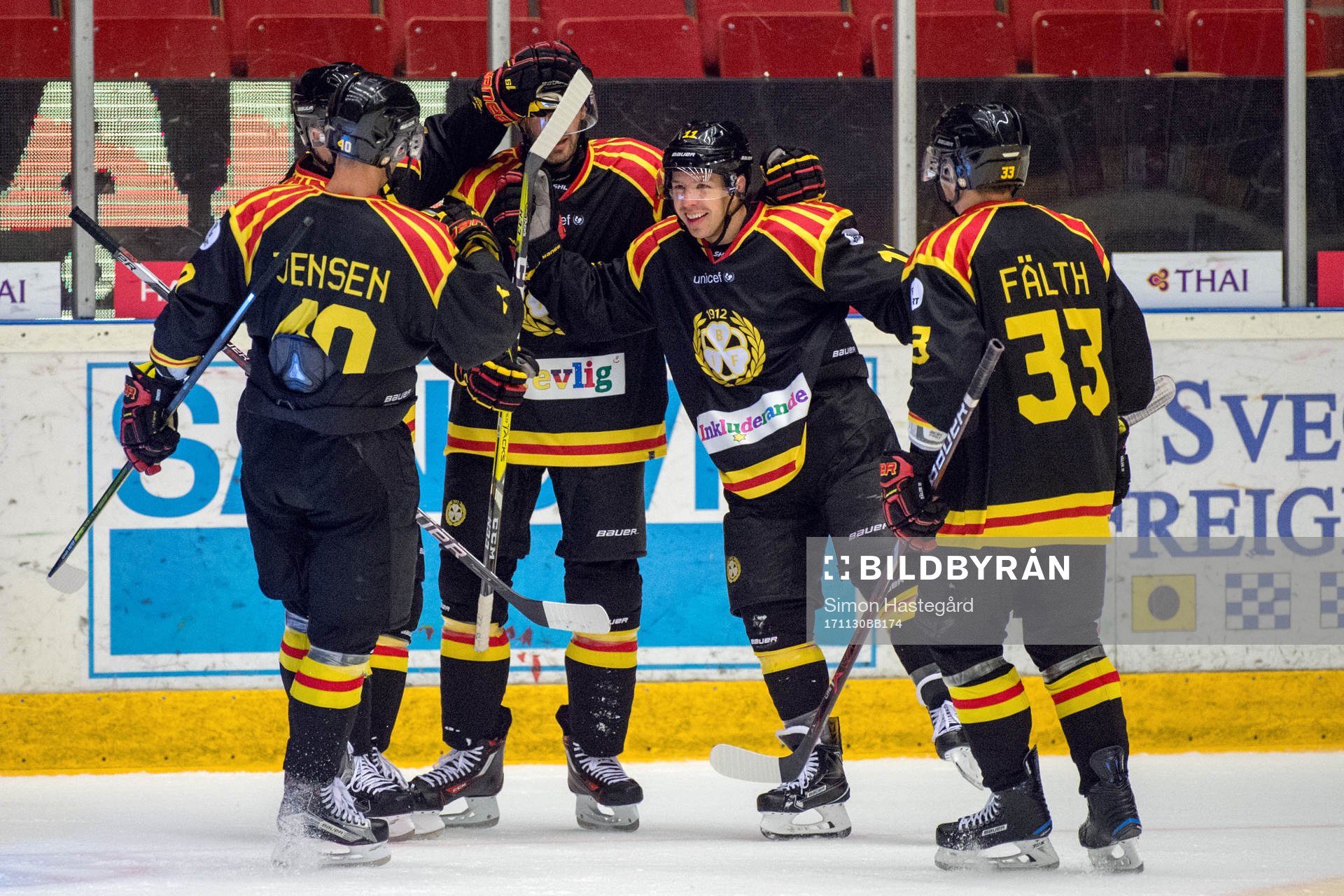 Brynäs Kevin Clark jublar med lagkamrater