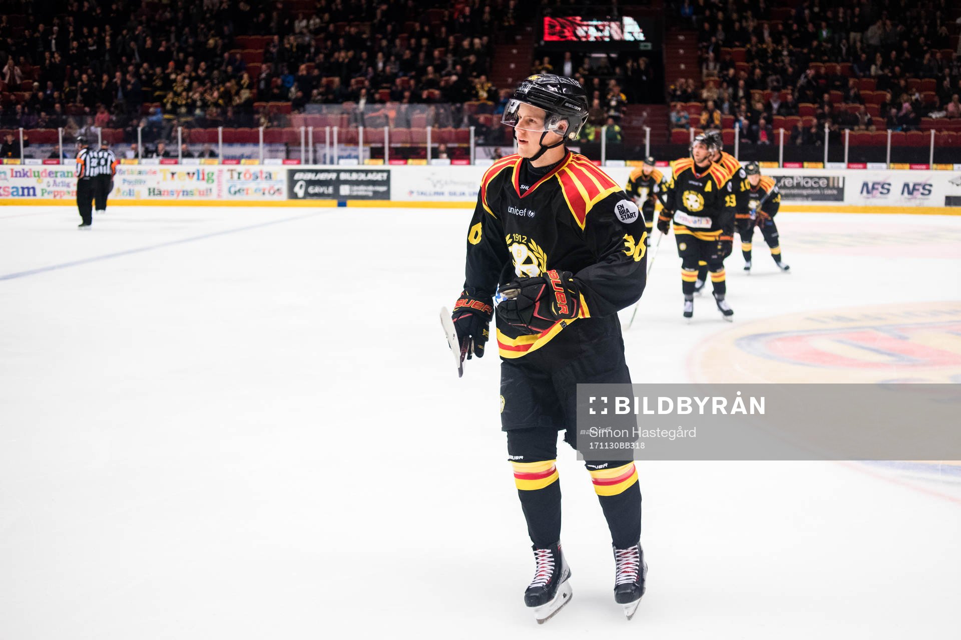 Brynäs Linus Ölund jublar