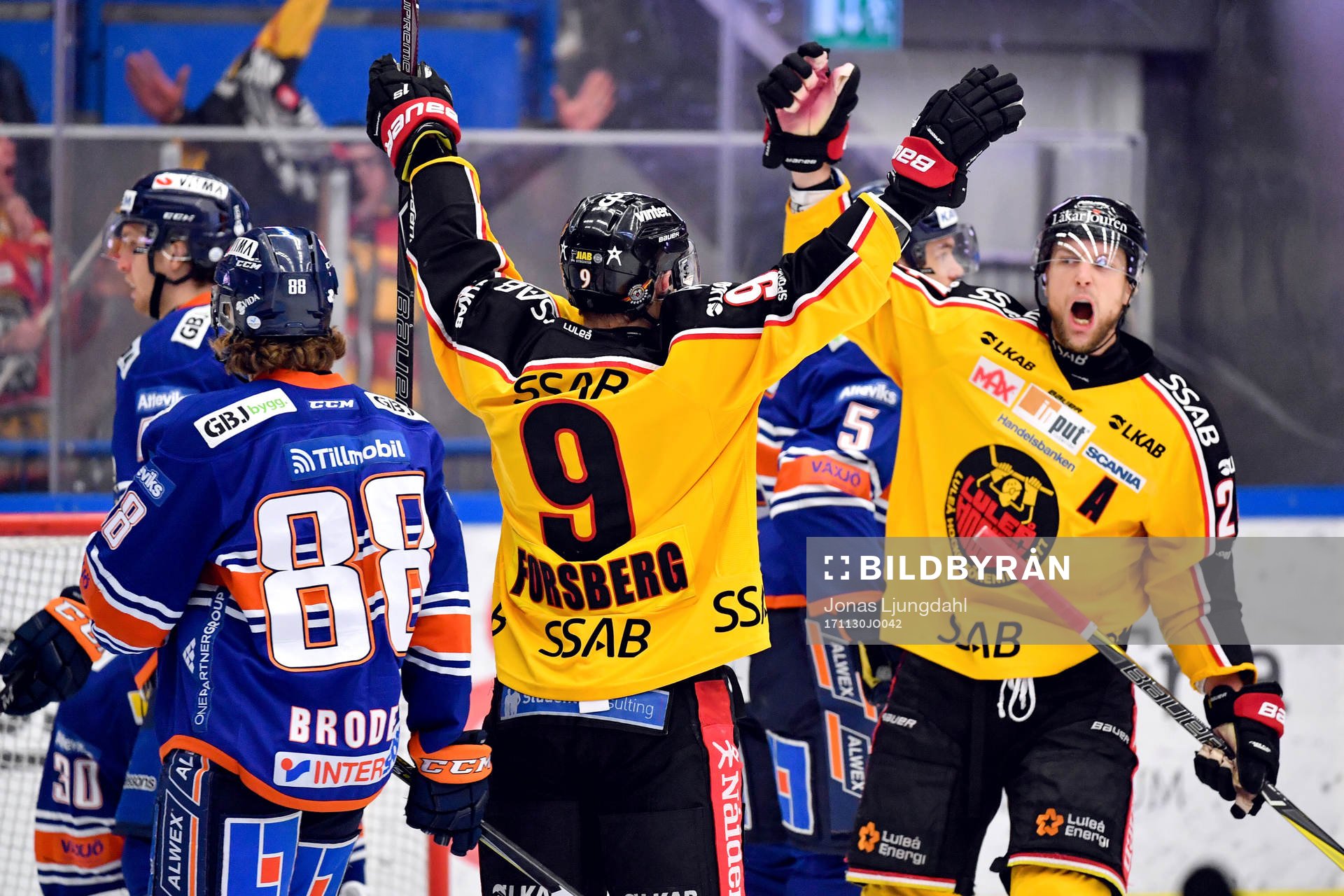 Luleås Johan Forsberg och Johan Harju jublar