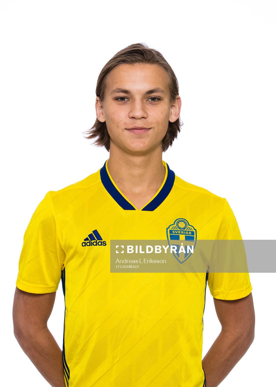 Noah Alexandersson i P16/01-landslaget