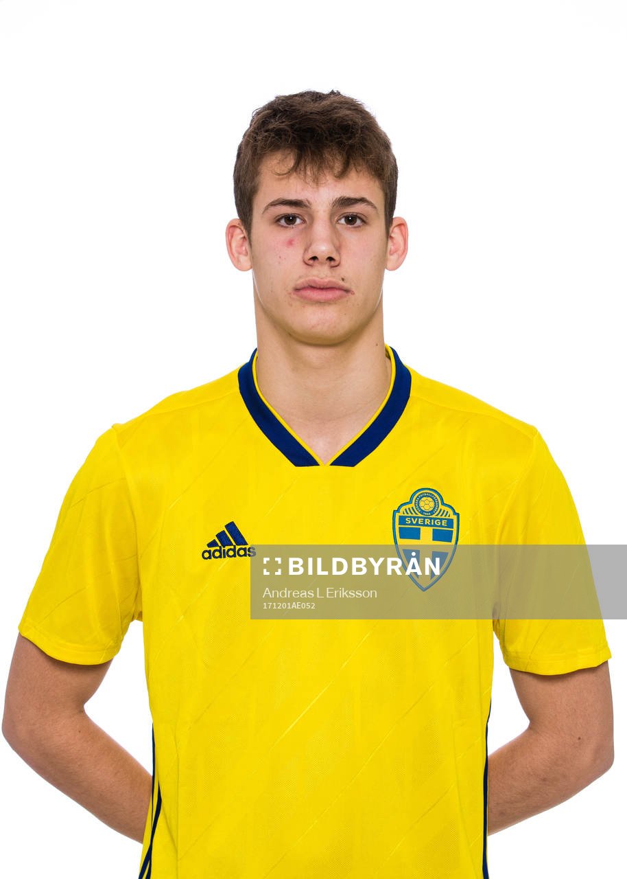 Gabriel Wallentin i P16/01-landslaget