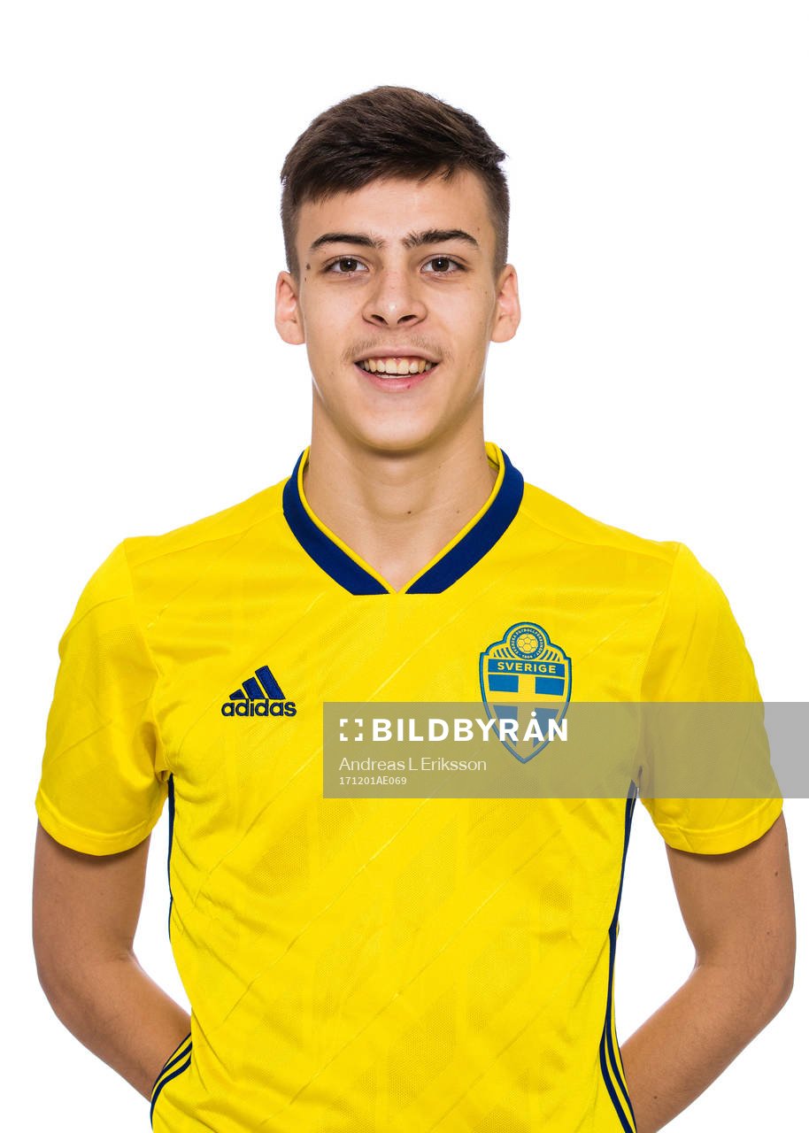 Adam Ben Lamin i P16/01-landslaget