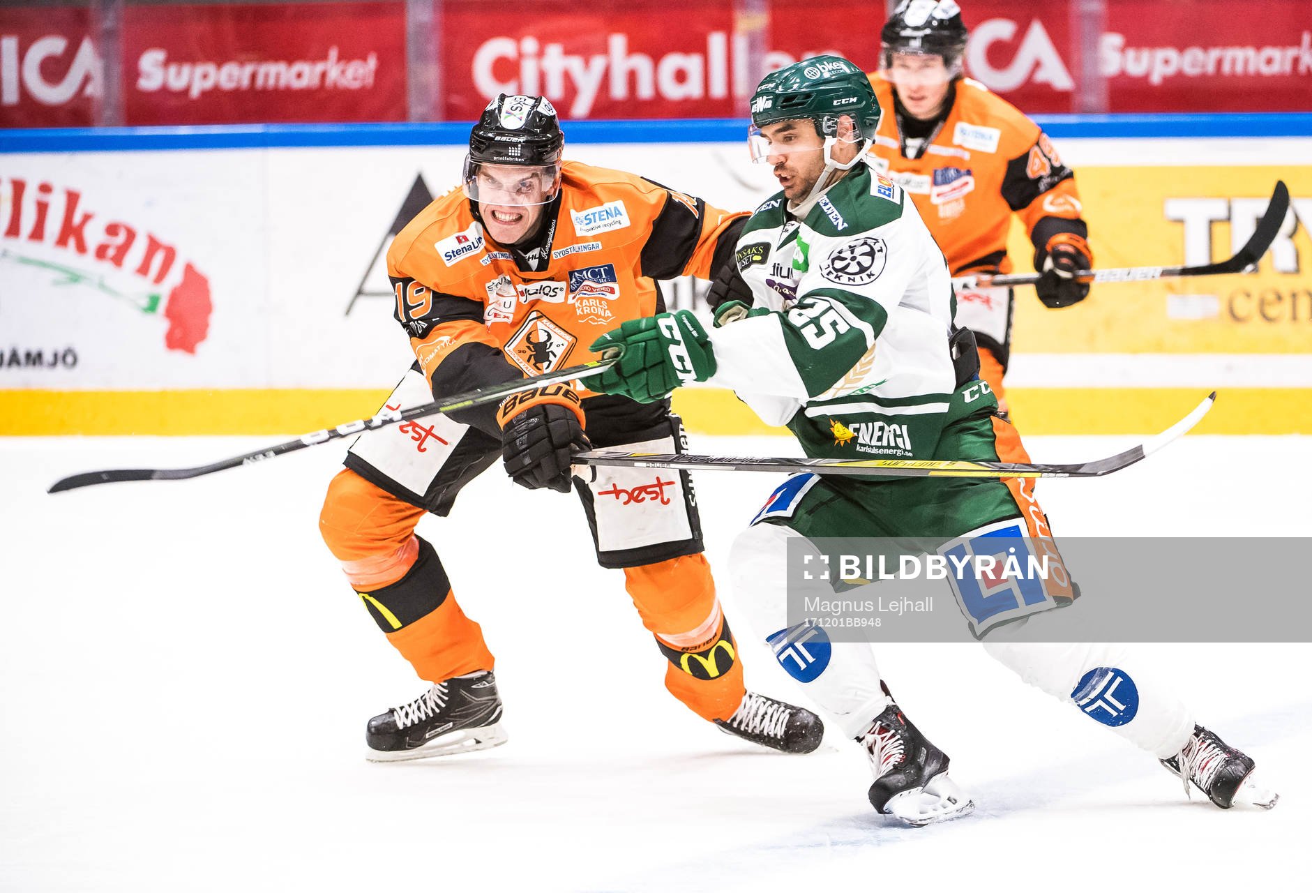 Karlskronas Kristoffer Söder  och Färjestads Martin