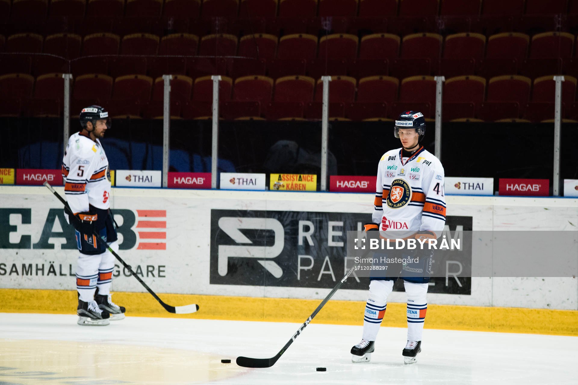 Växjös Noah Welch  och Elias Pettersson före