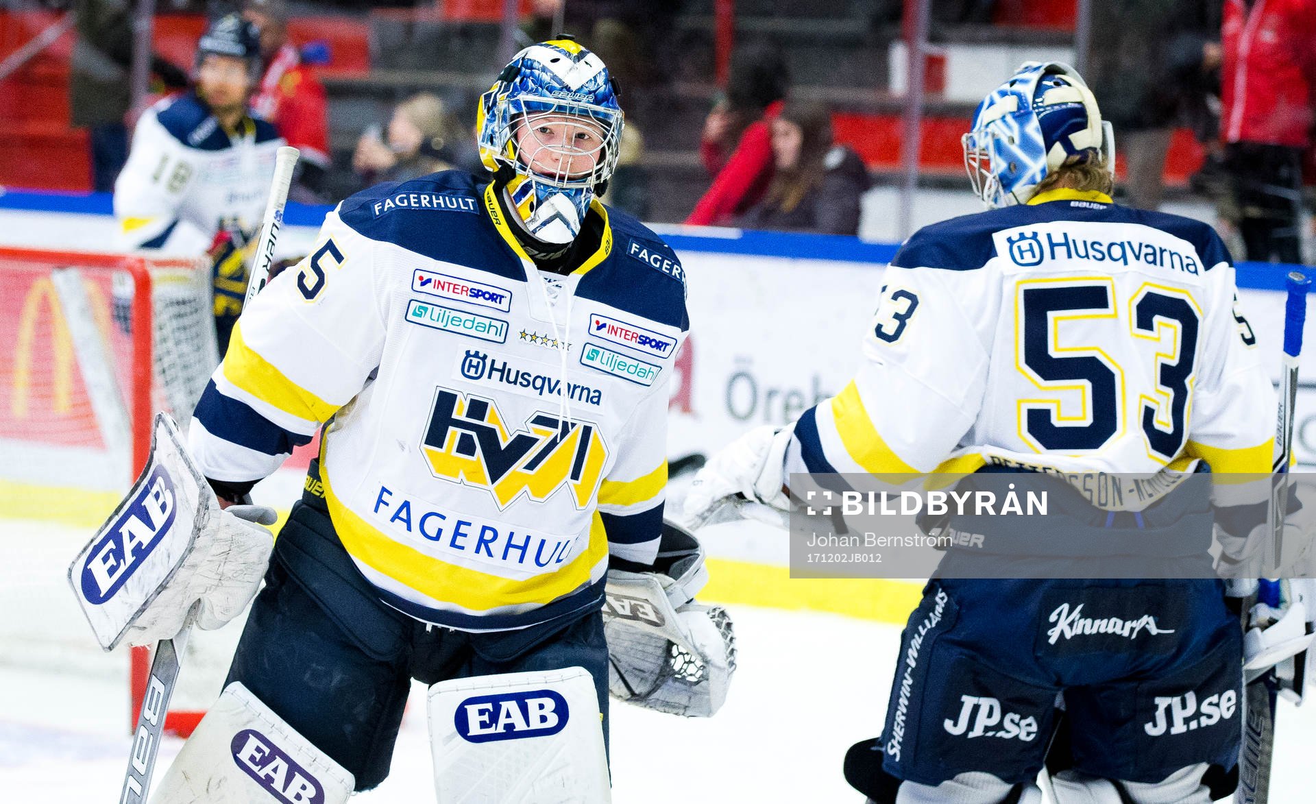 s målvakt Victor Östman och målvakt Fredrik