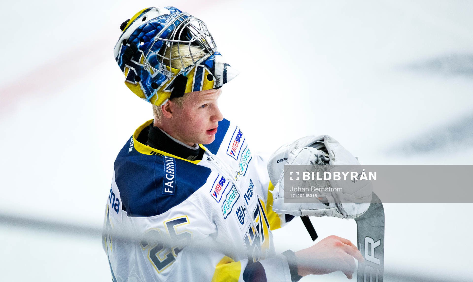 s målvakt Victor Östman