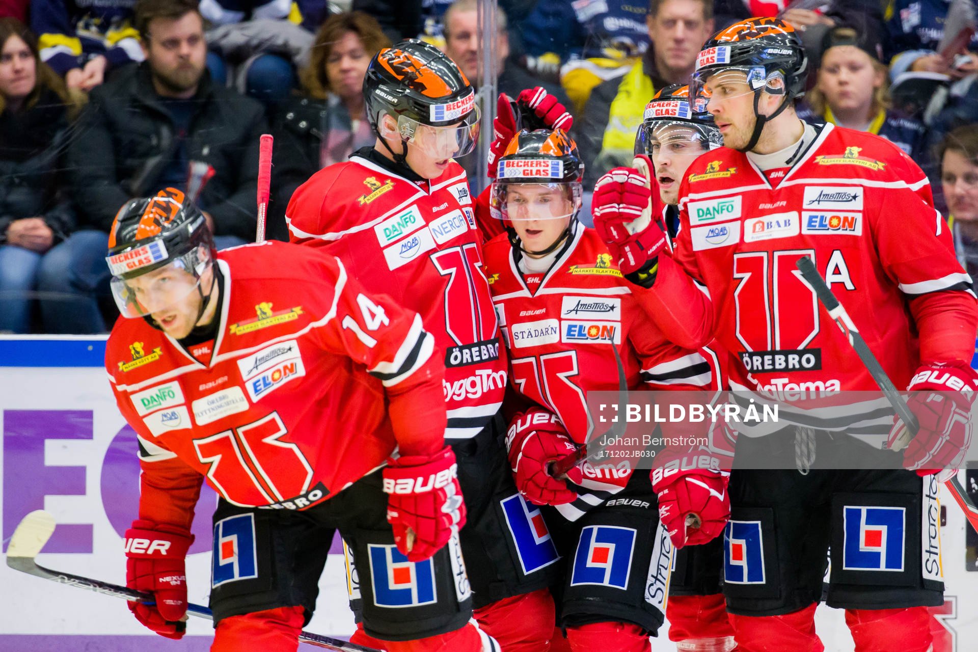 Örebros Sakari Manninen jublar