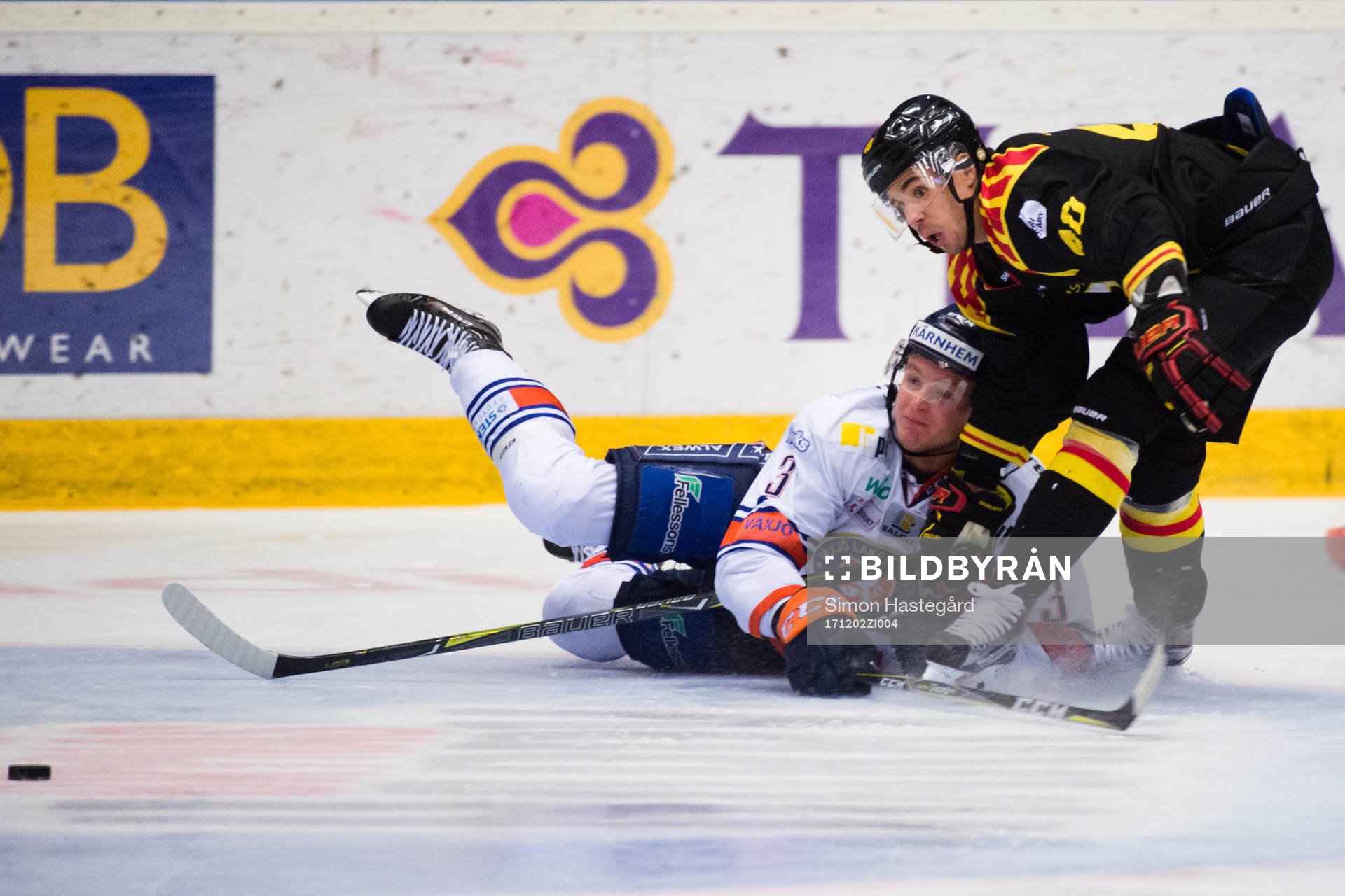 Växjös Oliver Bohm och Brynäs Jesper Jensen