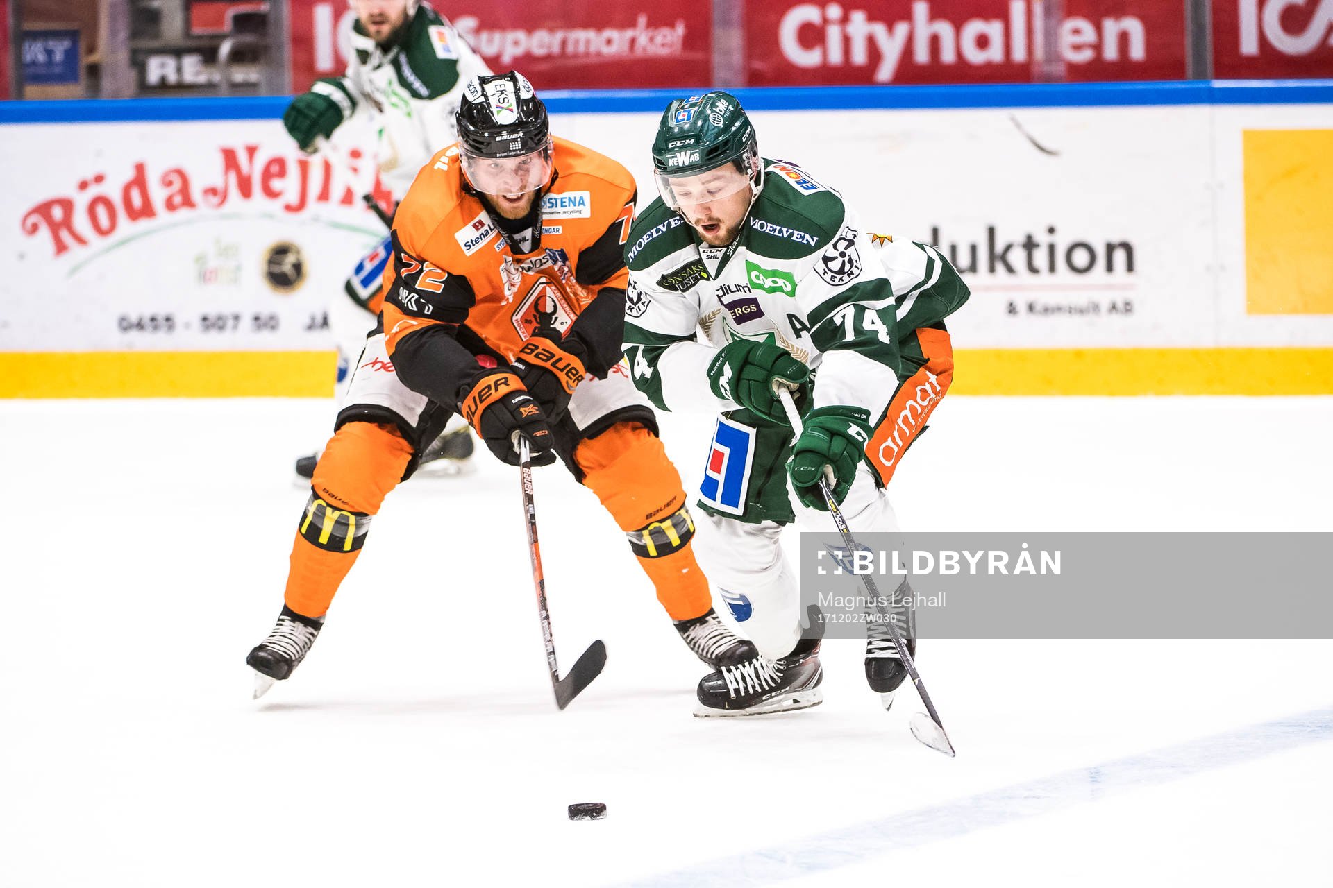 Karlskronas Joachim Rohdin  och Färjestads Rasmus Asplund